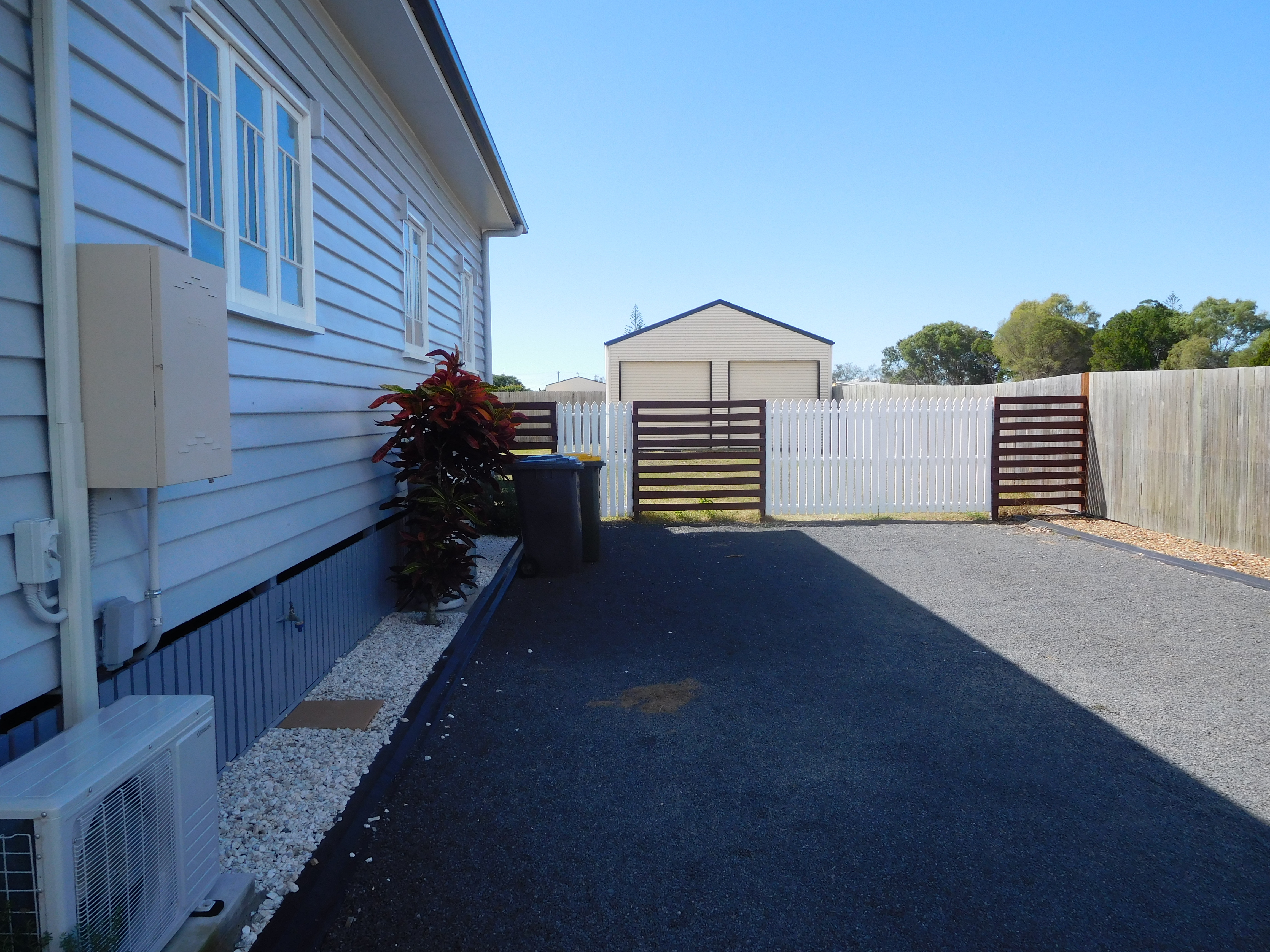 A1 Realty Woodgate Beach Best Holiday 3 BEDROOM