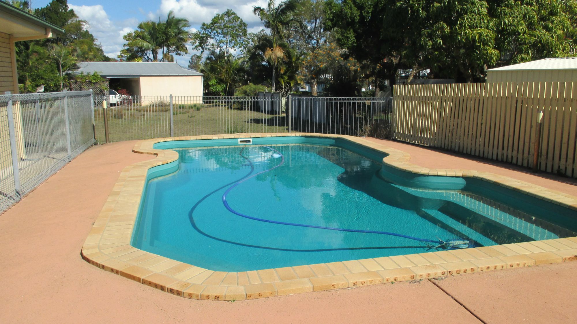 A1 Realty Woodgate Beach Best Holiday LARGE BEACHSIDE