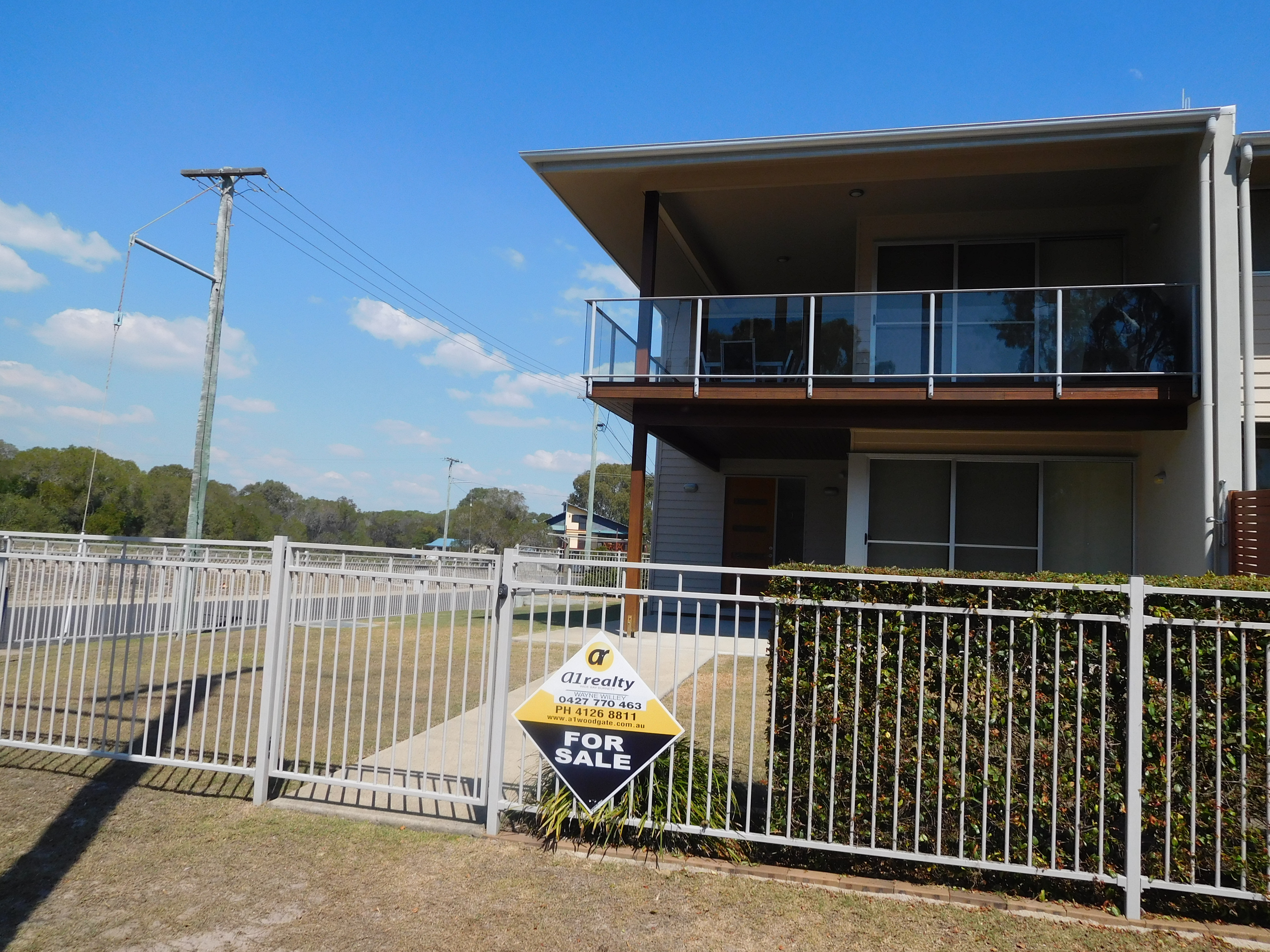A1 Realty Woodgate Beach Best Holiday DIRECTLY OPPOSITE OCEANFRONT PARKLAND