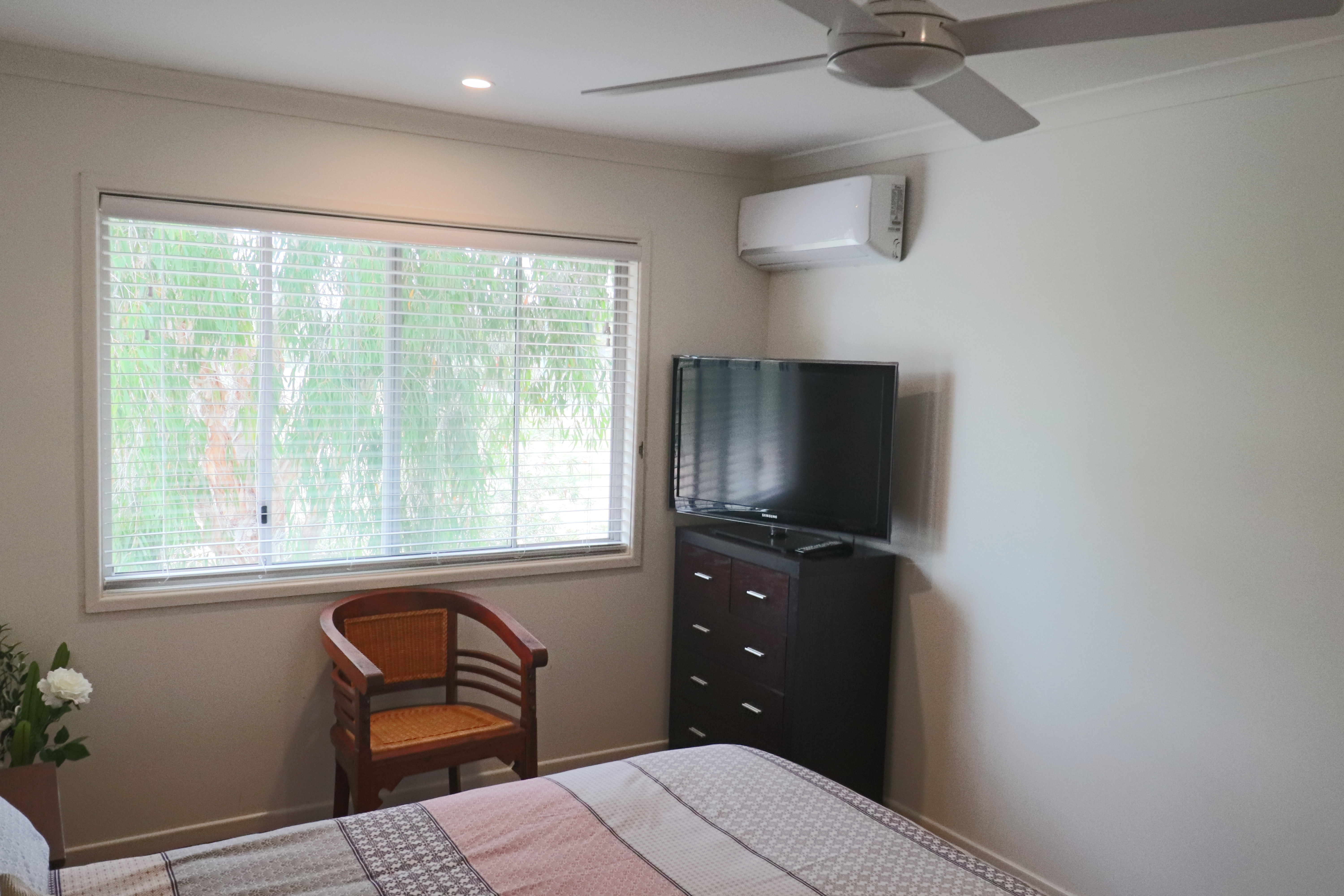 A1 Realty Woodgate Beach Best Holiday Lake Views