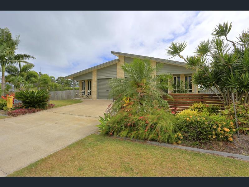 A1 Realty Woodgate Beach Best Holiday WHEELCHAIR FRIENDLY, FURNISHED DUPLEX UNIT