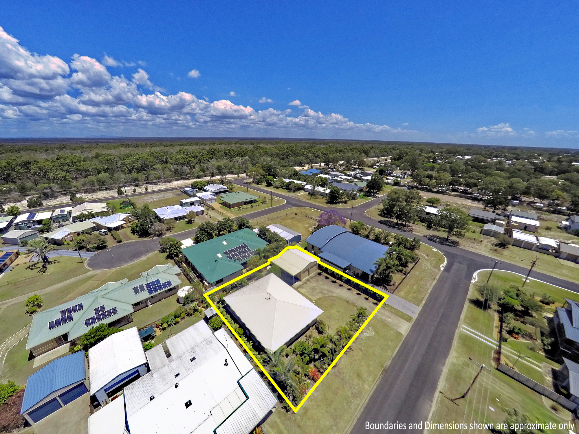 A1 Realty Woodgate Beach Best Holiday Beautiful Home in