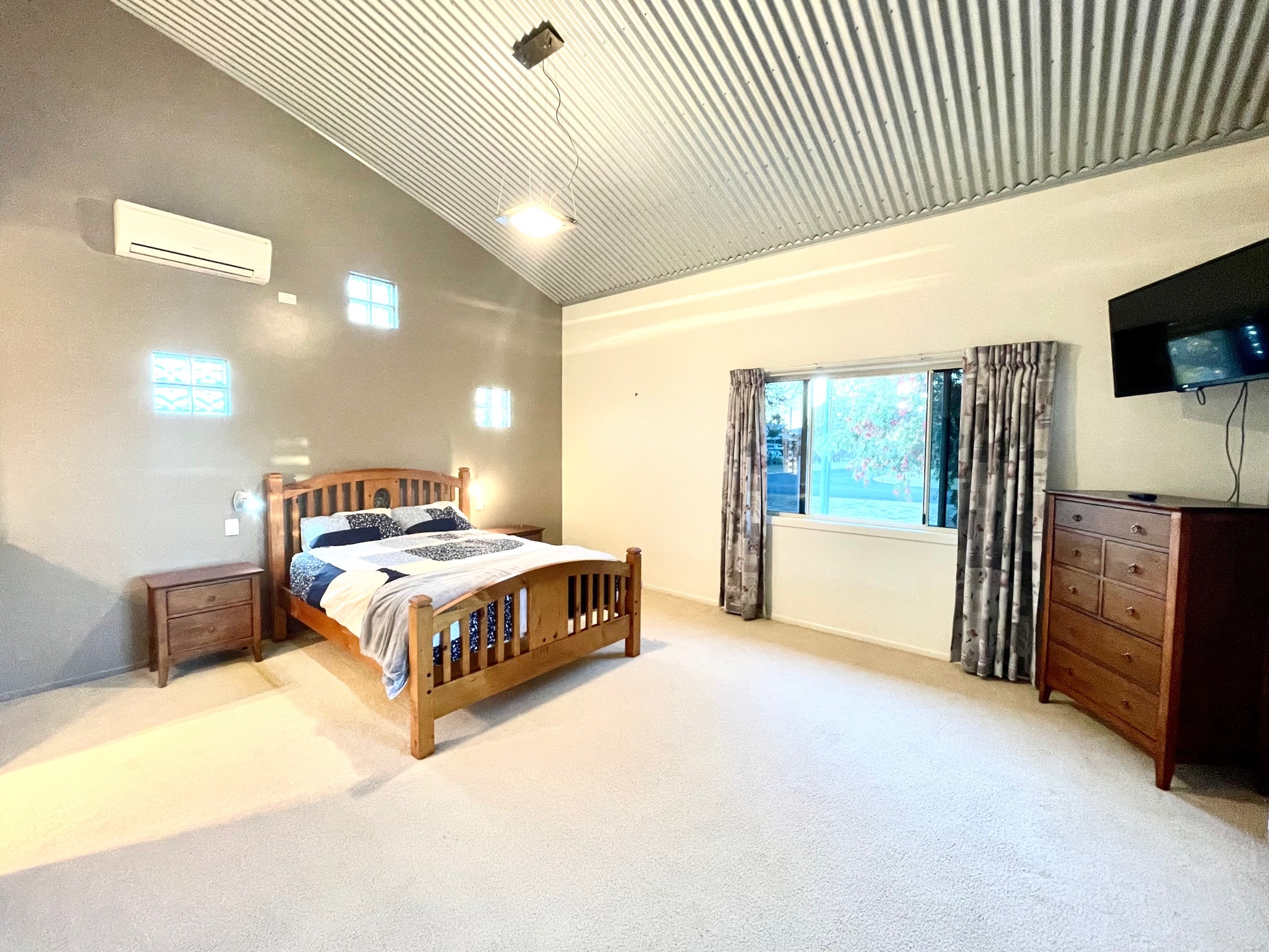 A1 Realty Woodgate Beach Best Holiday Resort Style Home