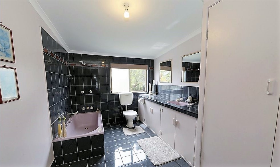 A1 Realty Woodgate Beach Best Holiday Beach House with Sensational Water Views