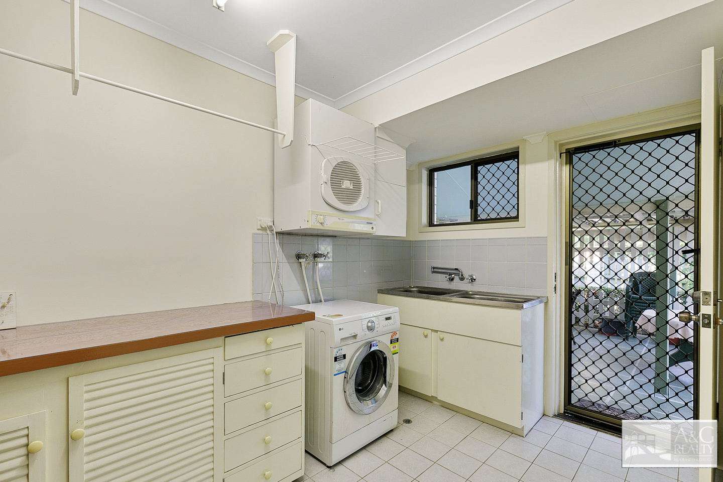 A & G Realty BELL HILLTOP LIVING AT ITS FINEST