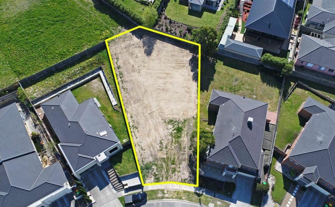 Addison Real Estate 1/4 ACRE LOT AMONGST PRESTIGIOUS HOMES