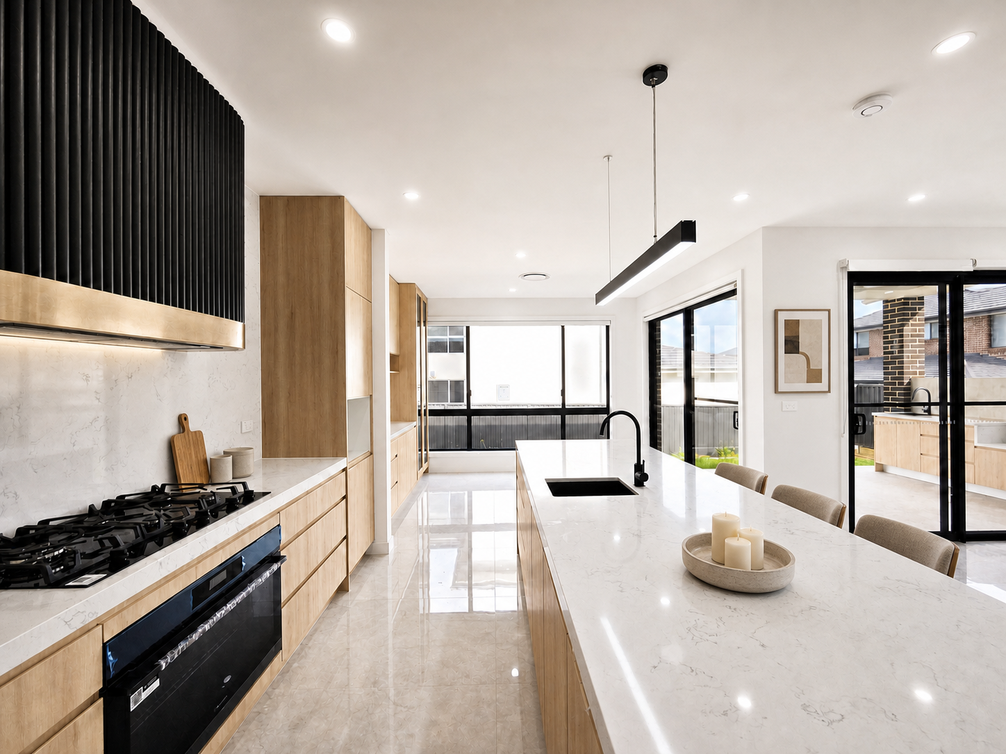 Brand New Luxury Family Home in Prime Rouse Hill Location — photo 3 of 8