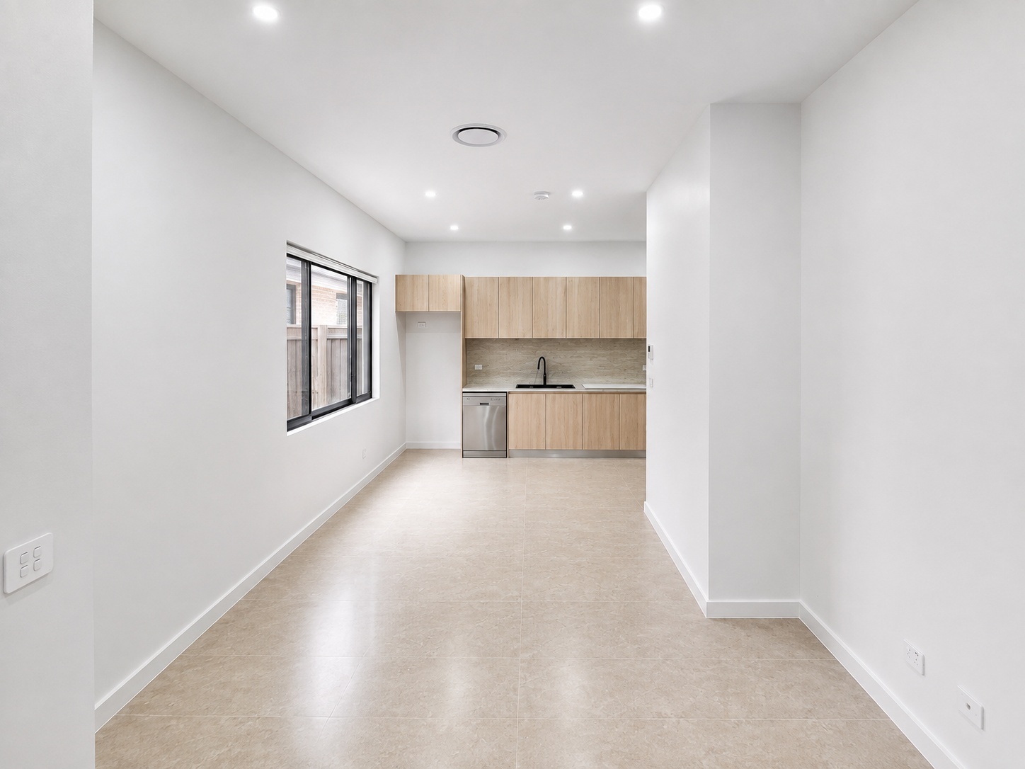 Brand New 2 Bedroom Granny Flat | Modern Living in Prime Rouse Hill Location — photo 1 of 6