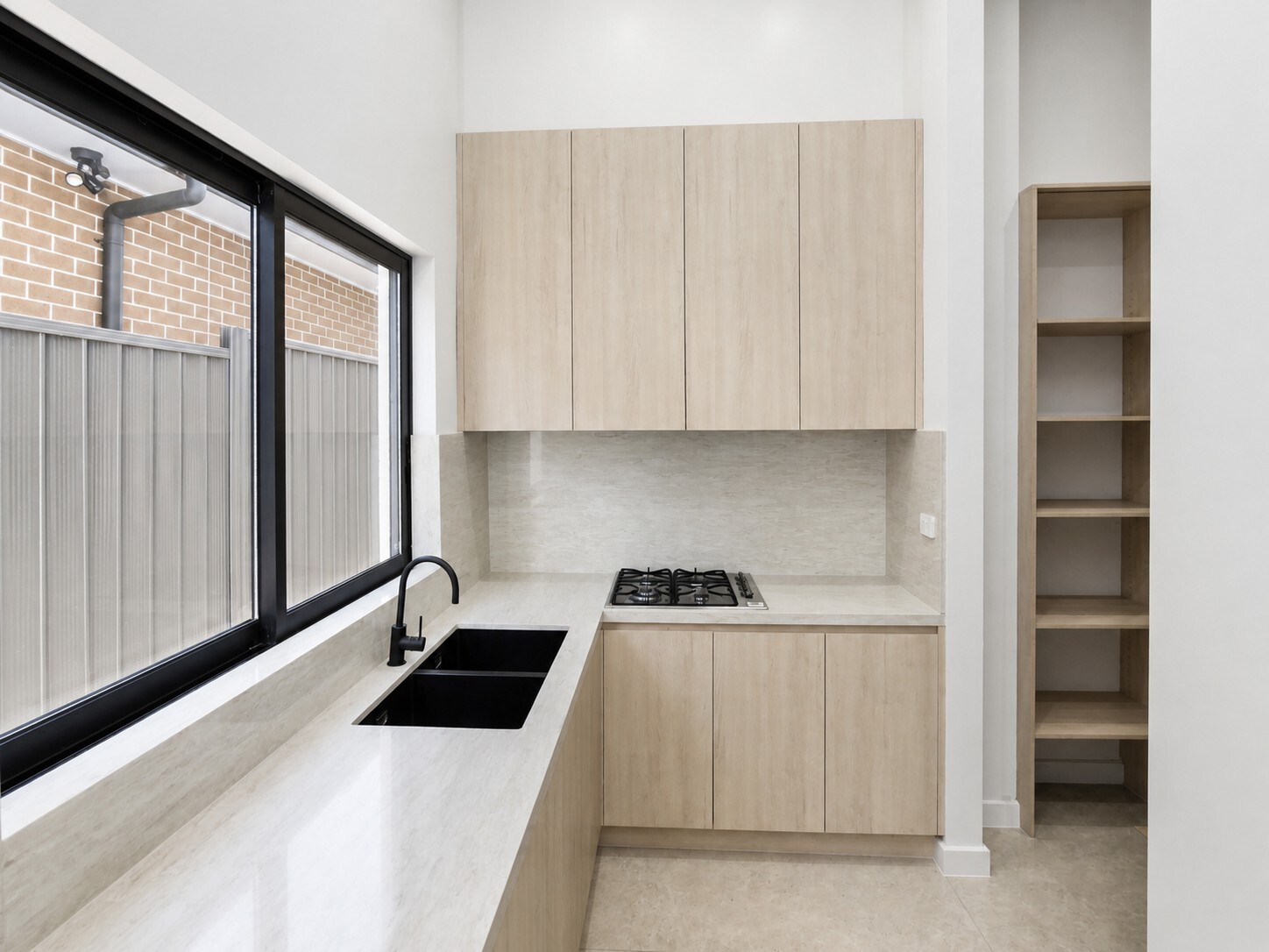 Brand New Luxury Family Home in Prime Rouse Hill Location — photo 6 of 9