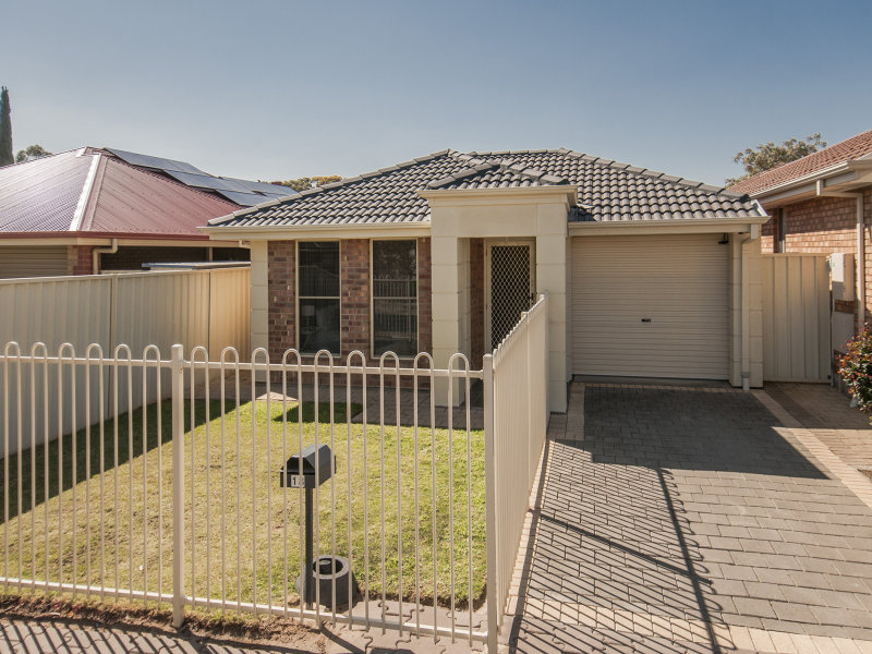 18 Mansfield Road, Northfield