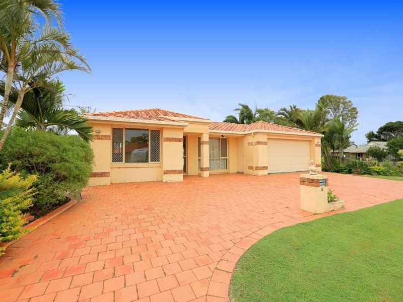 Bargara Real Estate Beautiful 4 Bedroom Home located in central Bargara