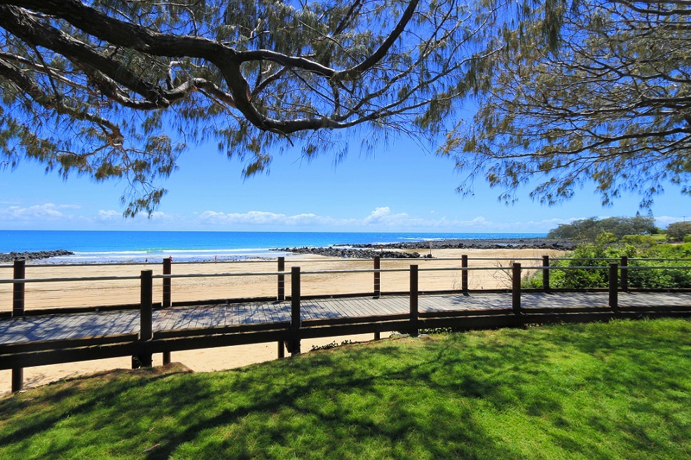 Bargara Real Estate BARGARA OCEAN AND GOLF COURSE VIEWS.