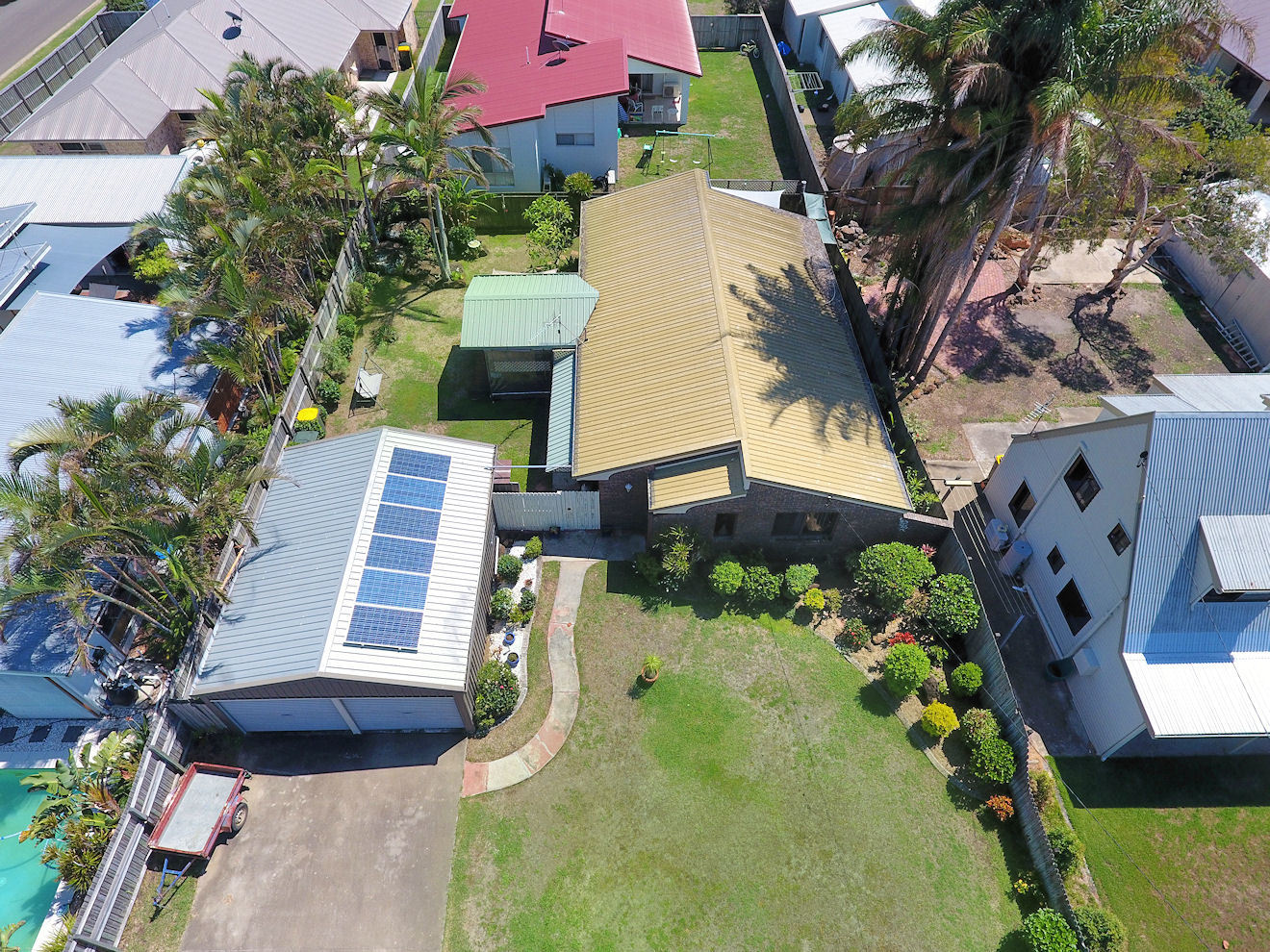 Bargara Real Estate OLDER STYLED BARGARA HOME AT THE RIGHT PRICE.