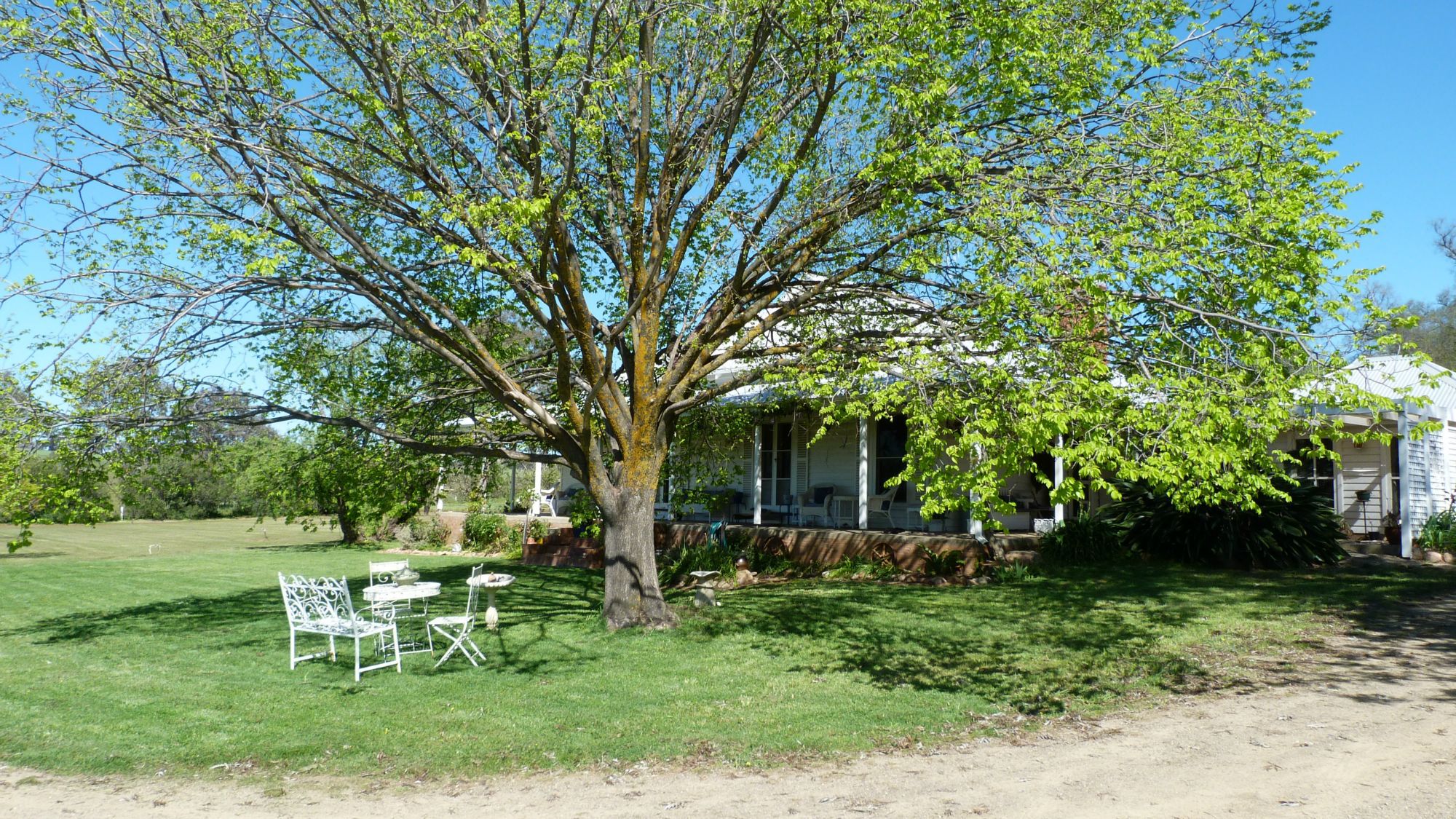 Benalla Residential Rural Real Estate "Fairholme" 279 Alexander Road