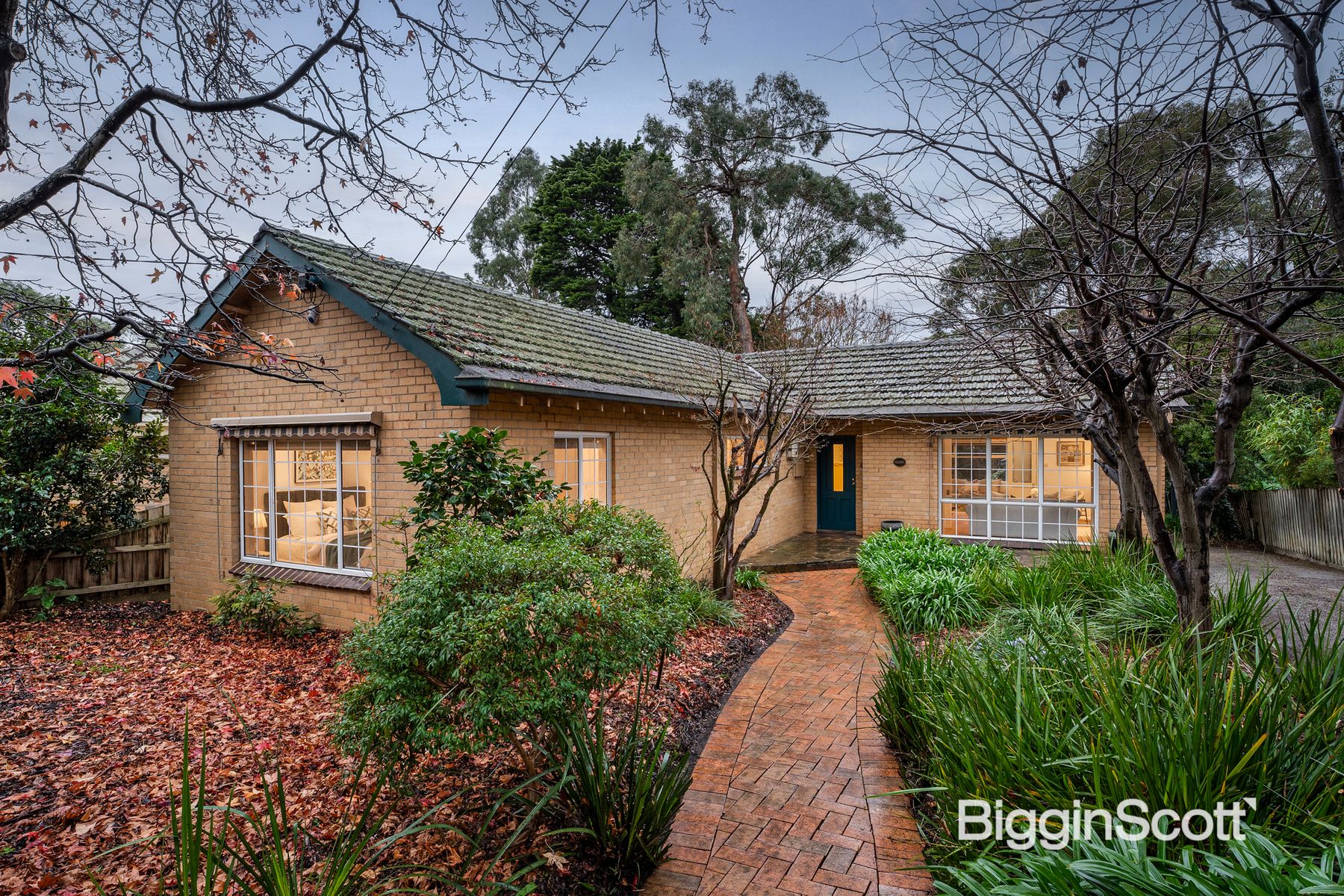 17 Drummond Street, Blackburn South VIC 3130
