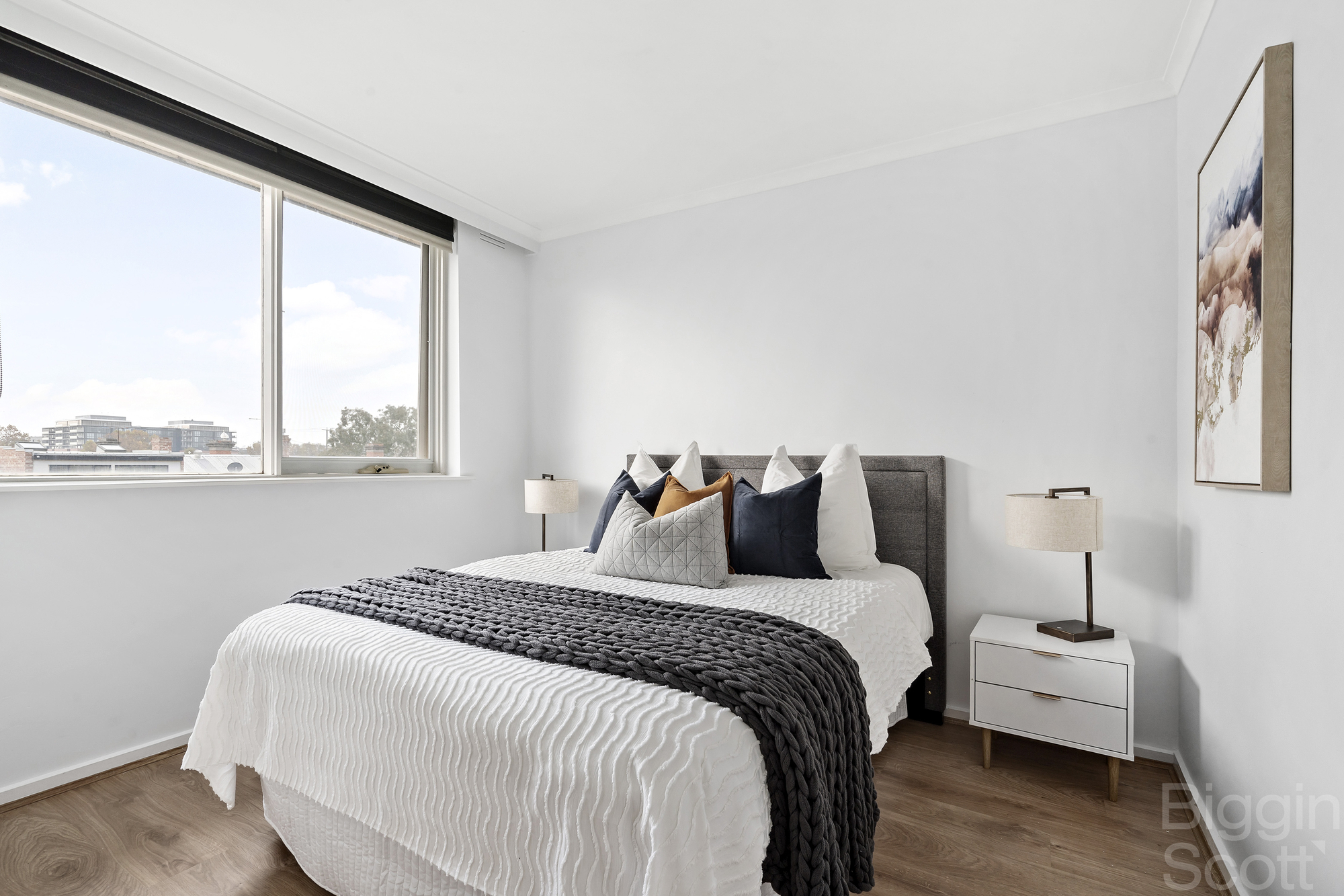 View of LIGHT & BRIGHT NORTH-FACING APARTMENT - BigginScott
