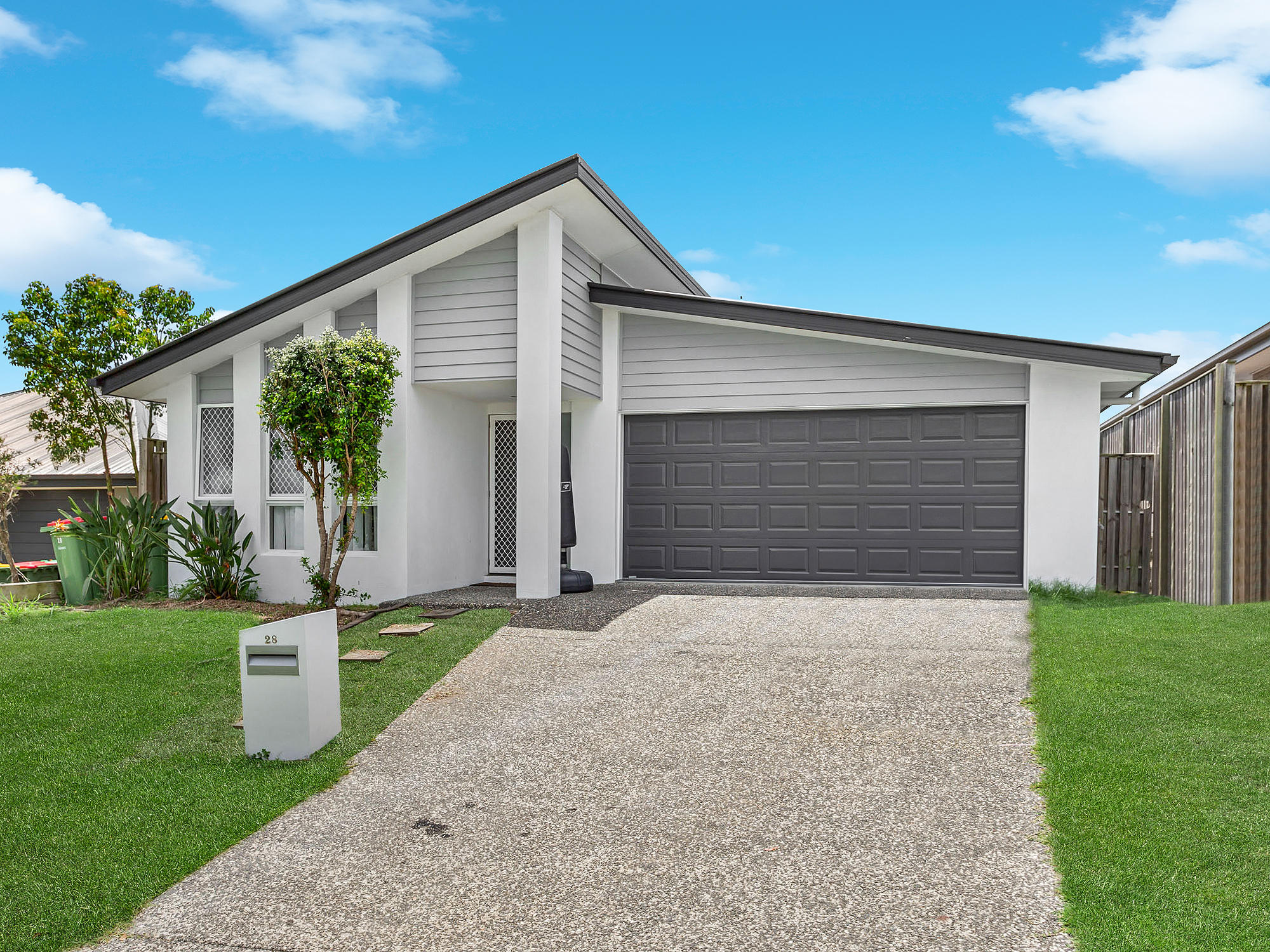 28 John Cres, Pimpama QLD