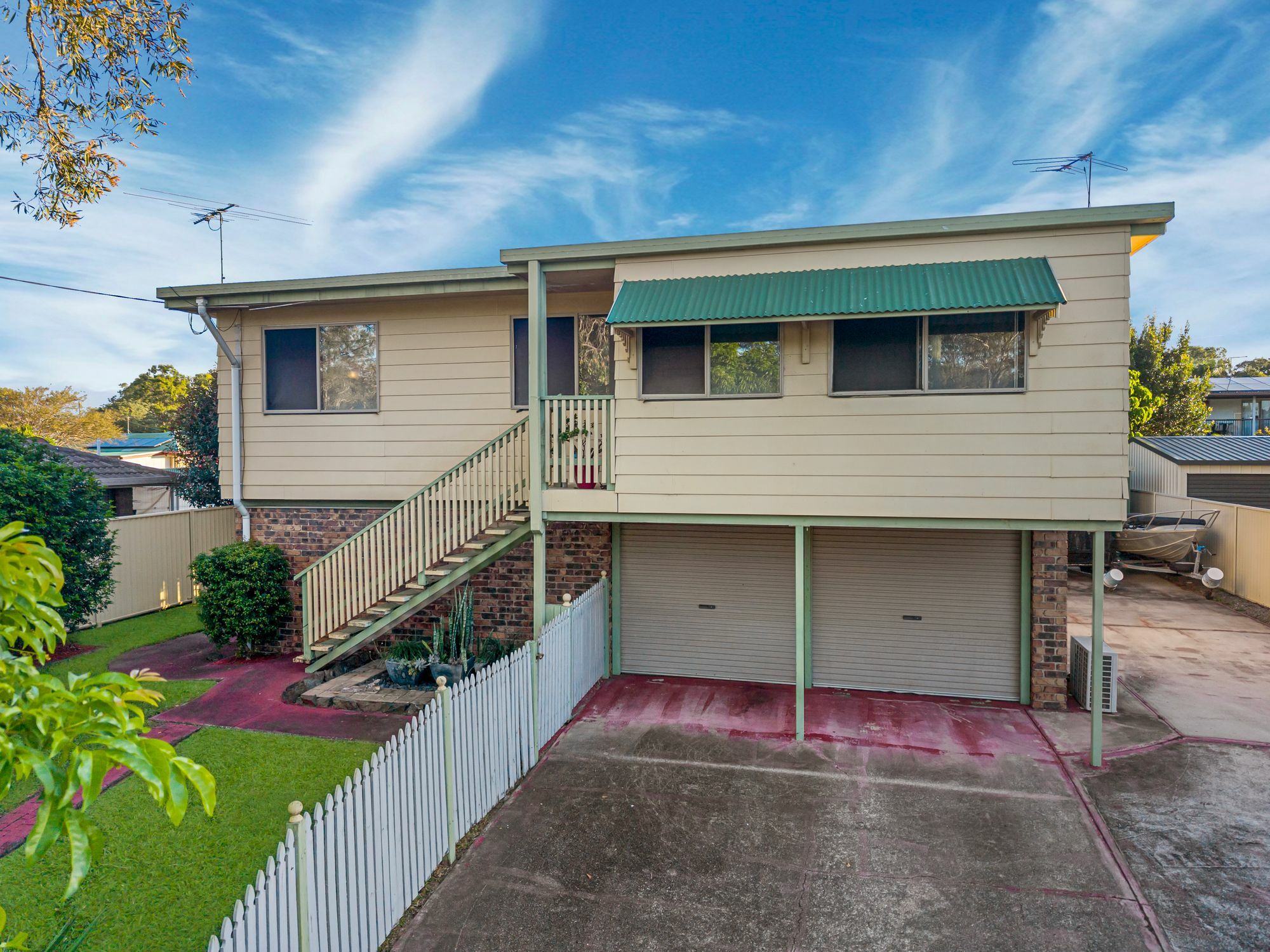 25 Old Bay Rd, Deception Bay QLD
