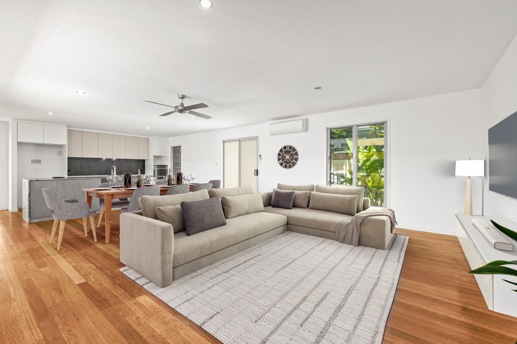 14 Bond St, Pelican Waters QLD 4551