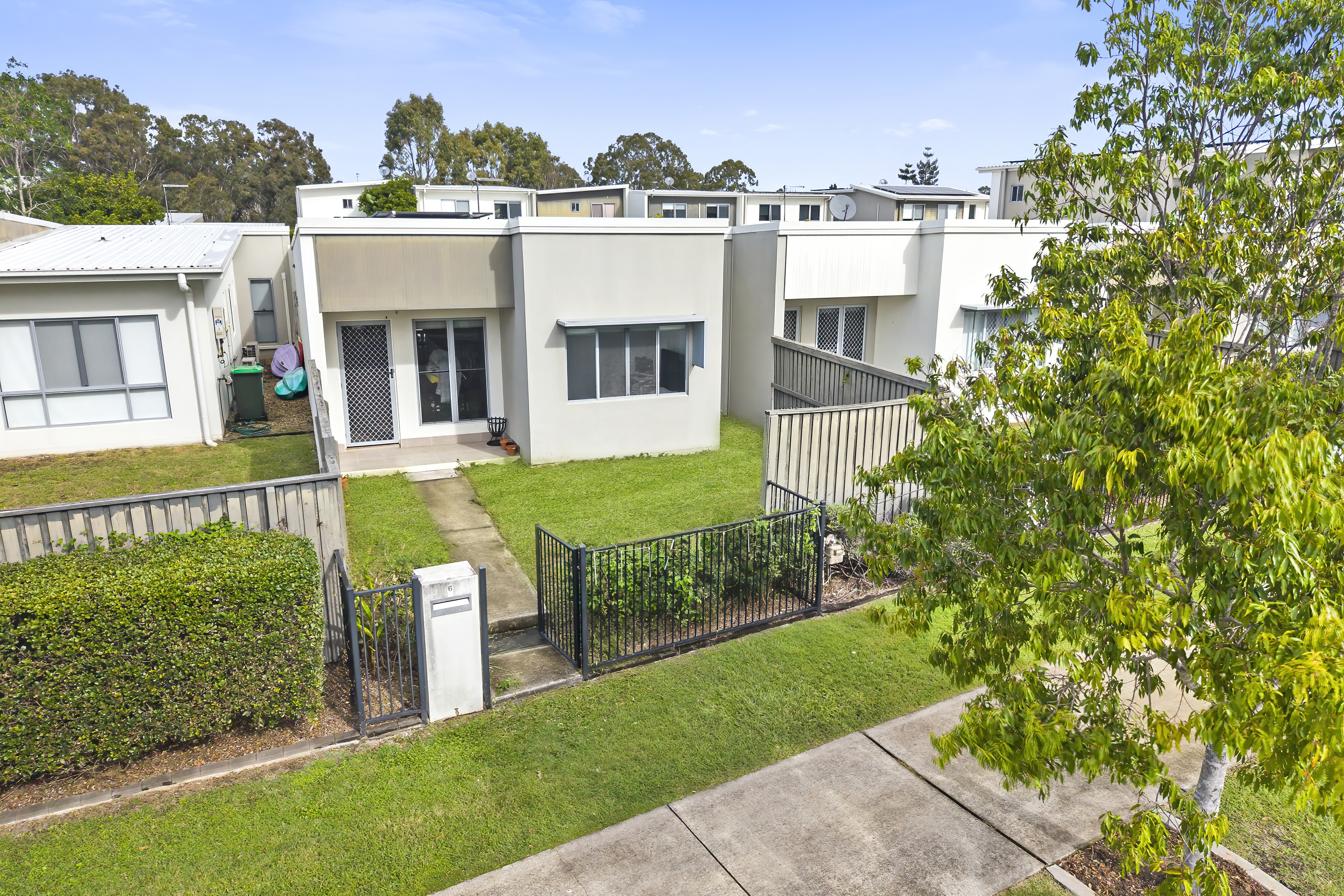 6, 44 Fern Parade, Griffin QLD 4503
