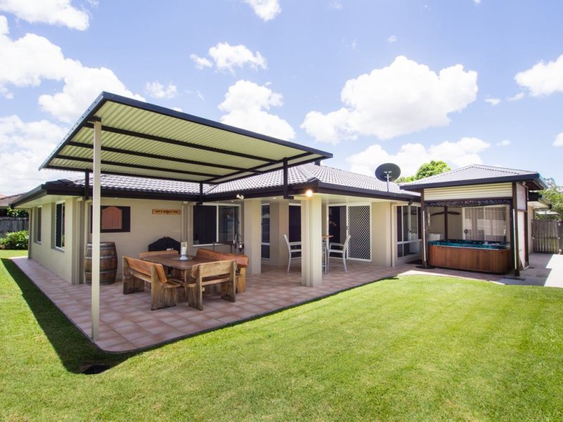 20 Oak Grove Way, Sippy Downs QLD