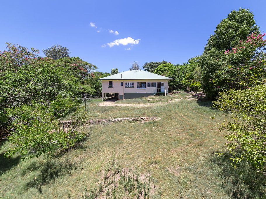 10 Magnolia Street, Nambour QLD