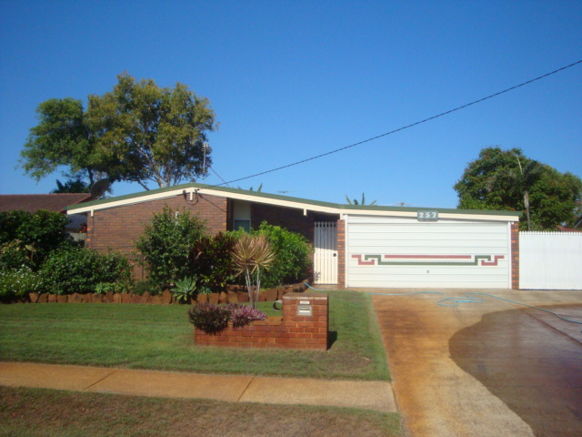 257 Nicklin Way, Warana QLD