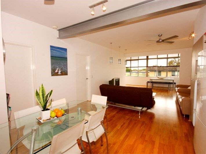 4, 59 Neerim Drive, Mooloolaba QLD