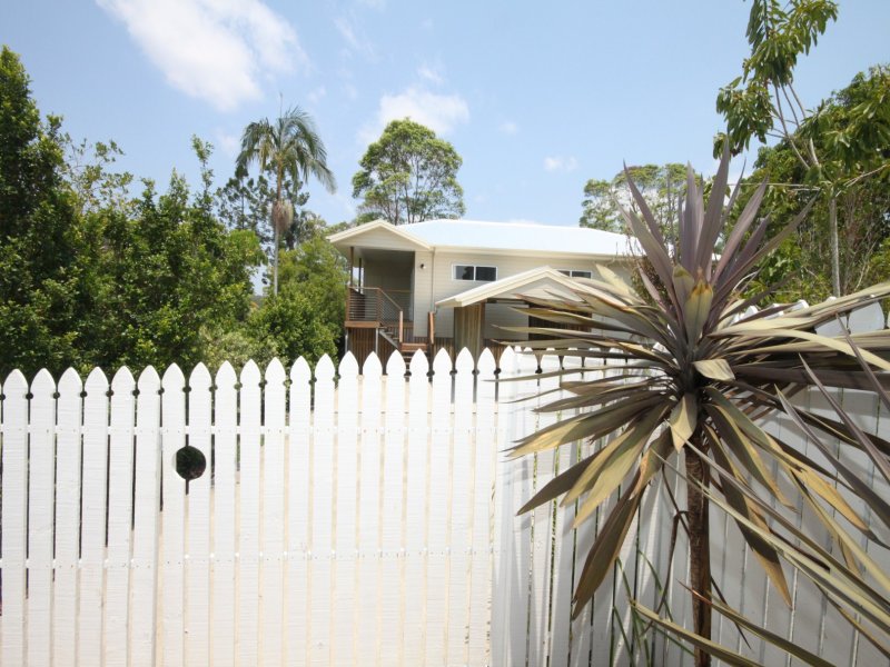 4 Kauri Street, Cooroy QLD 4563
