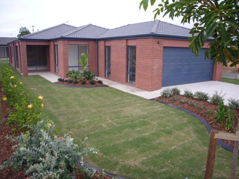 9 Winzear Drive