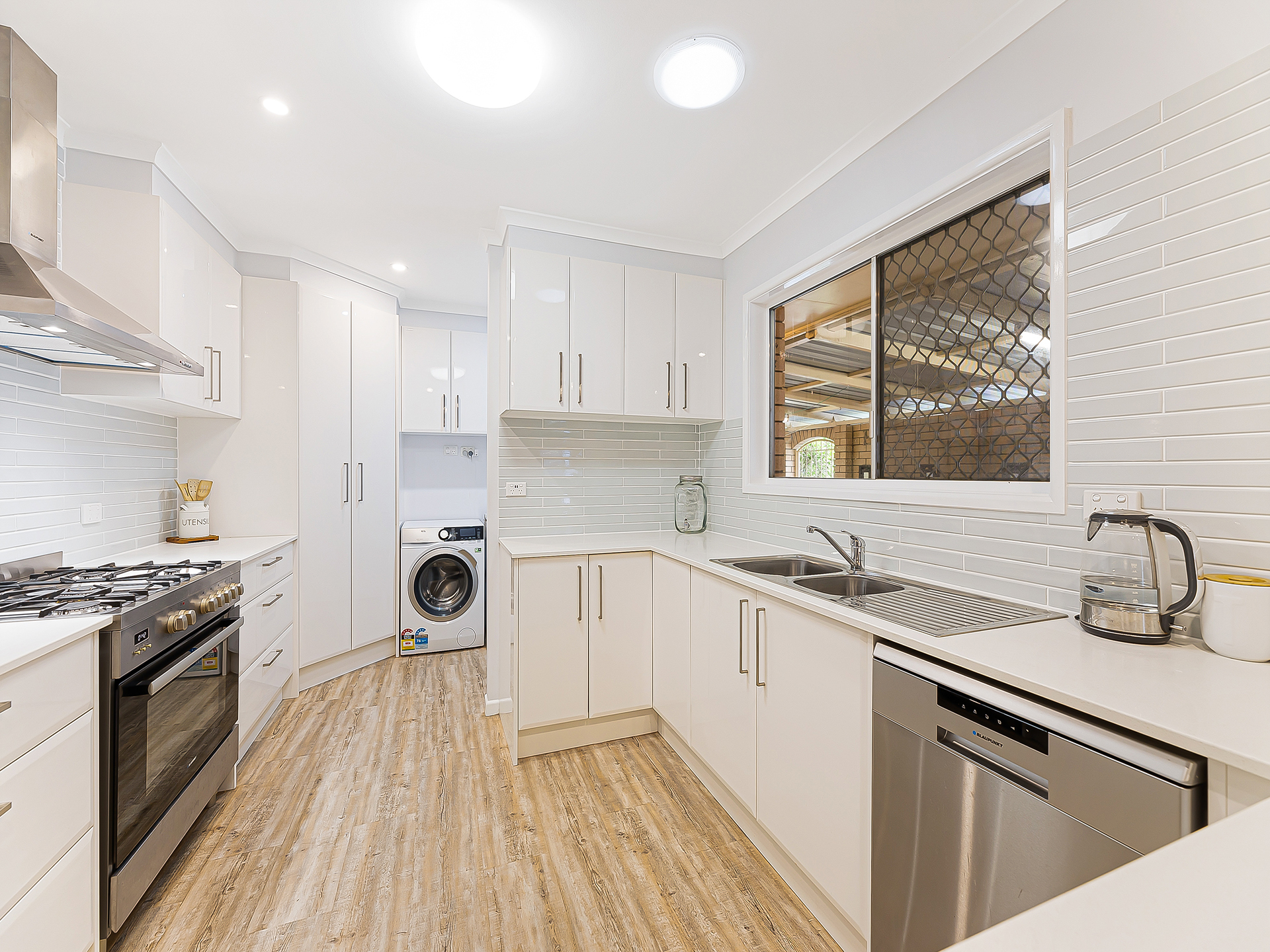 30 Michael St, Golden Beach QLD 4551