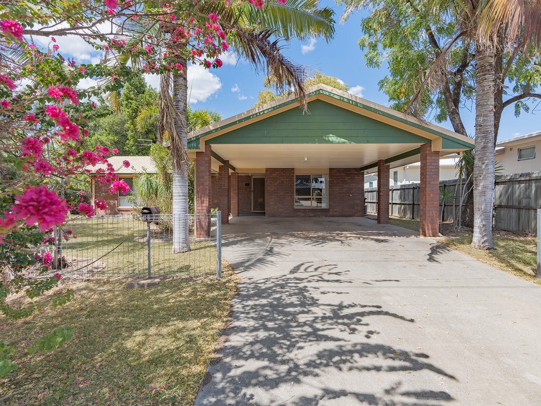 15 White Street, Emerald QLD