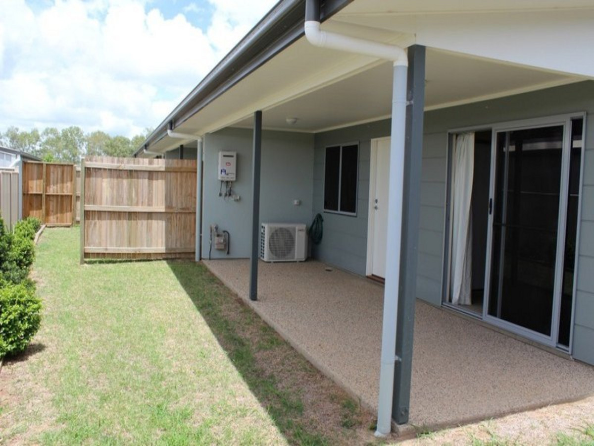 2, 21 Rivergum Drive, Emerald QLD