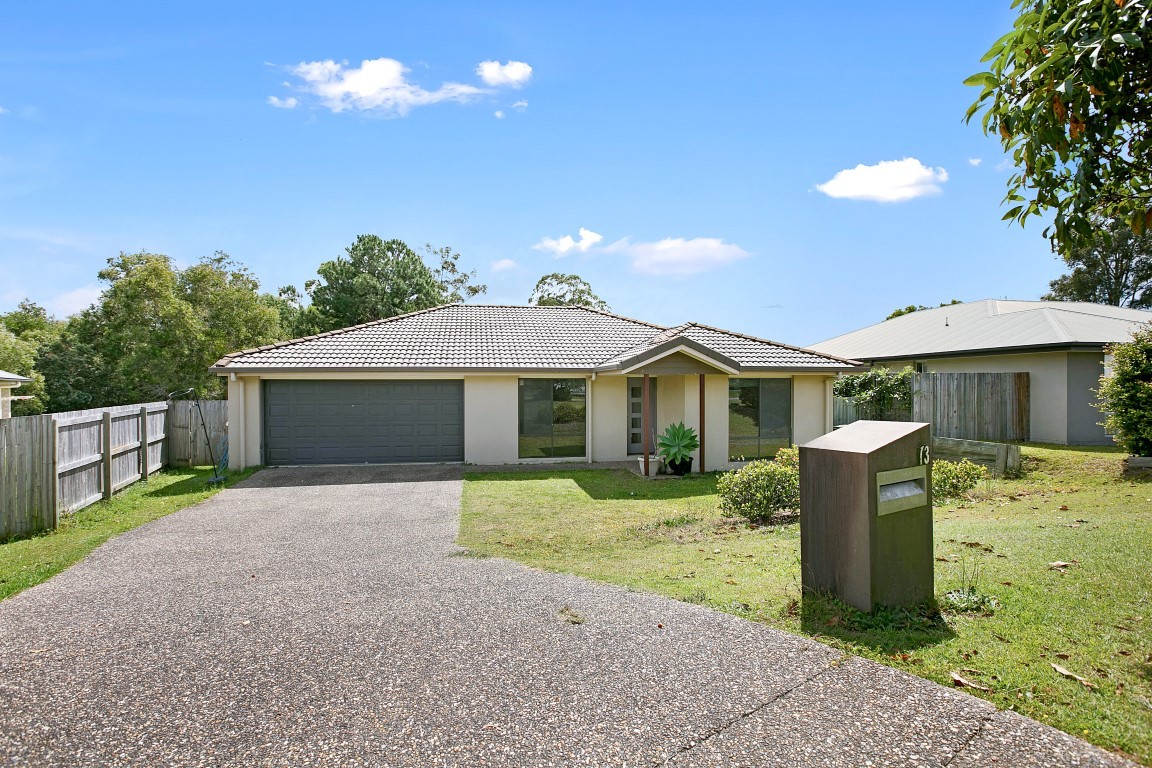 Blue Moon Property Cooroy Family Friendly Estate Single level Living!