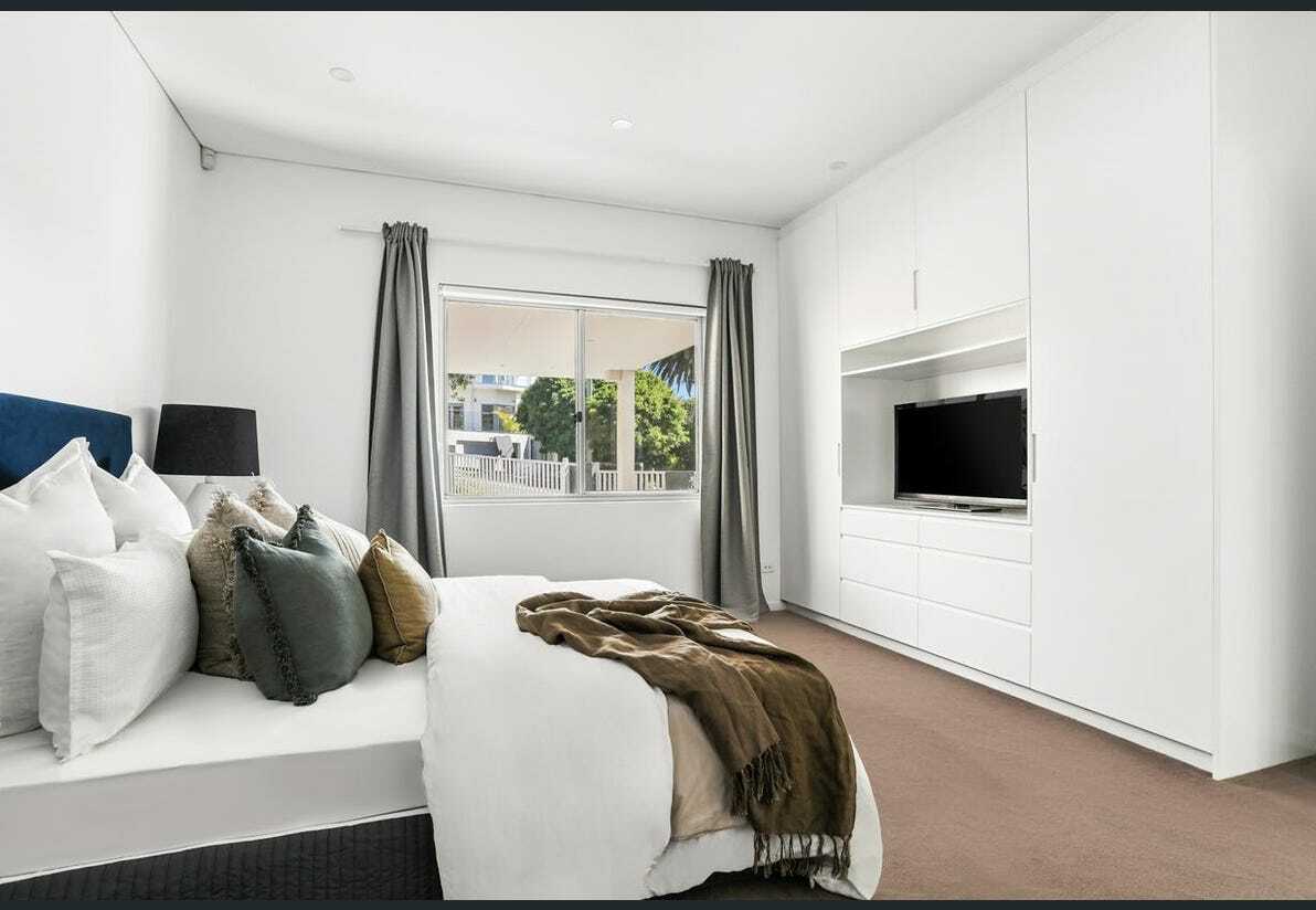 Modern Upscale Residence with Extensive Harbour Panorama Gefen Group Eastern Suburbs Real