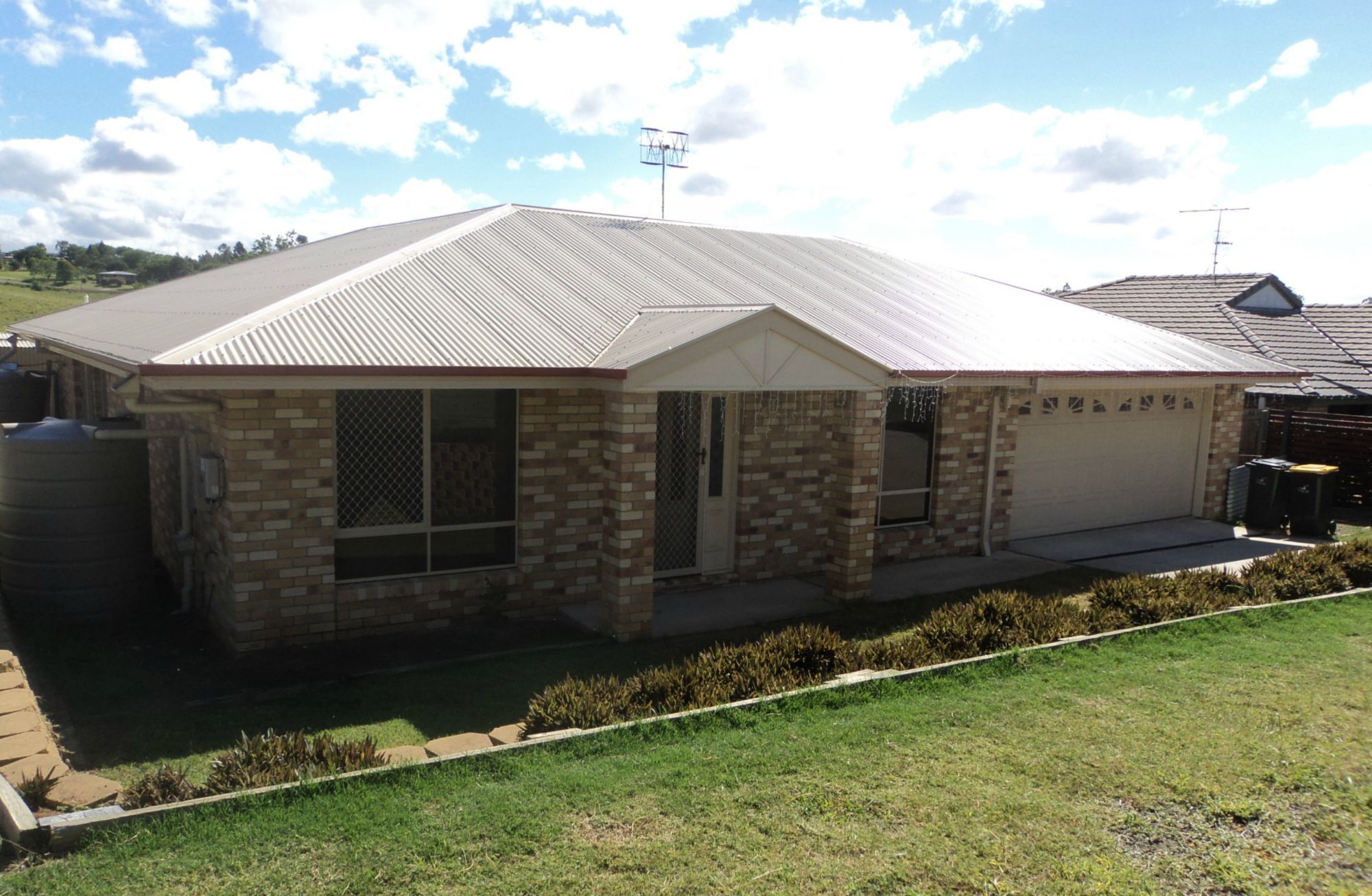 APPROVED APPLICATION PRESENTATION & PRICE !!! Boonah Real Estate