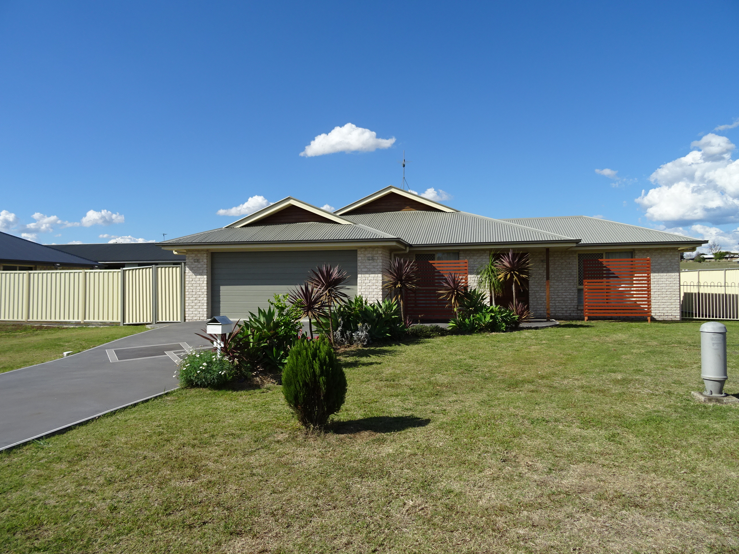 14 Settlers Dr, Kalbar