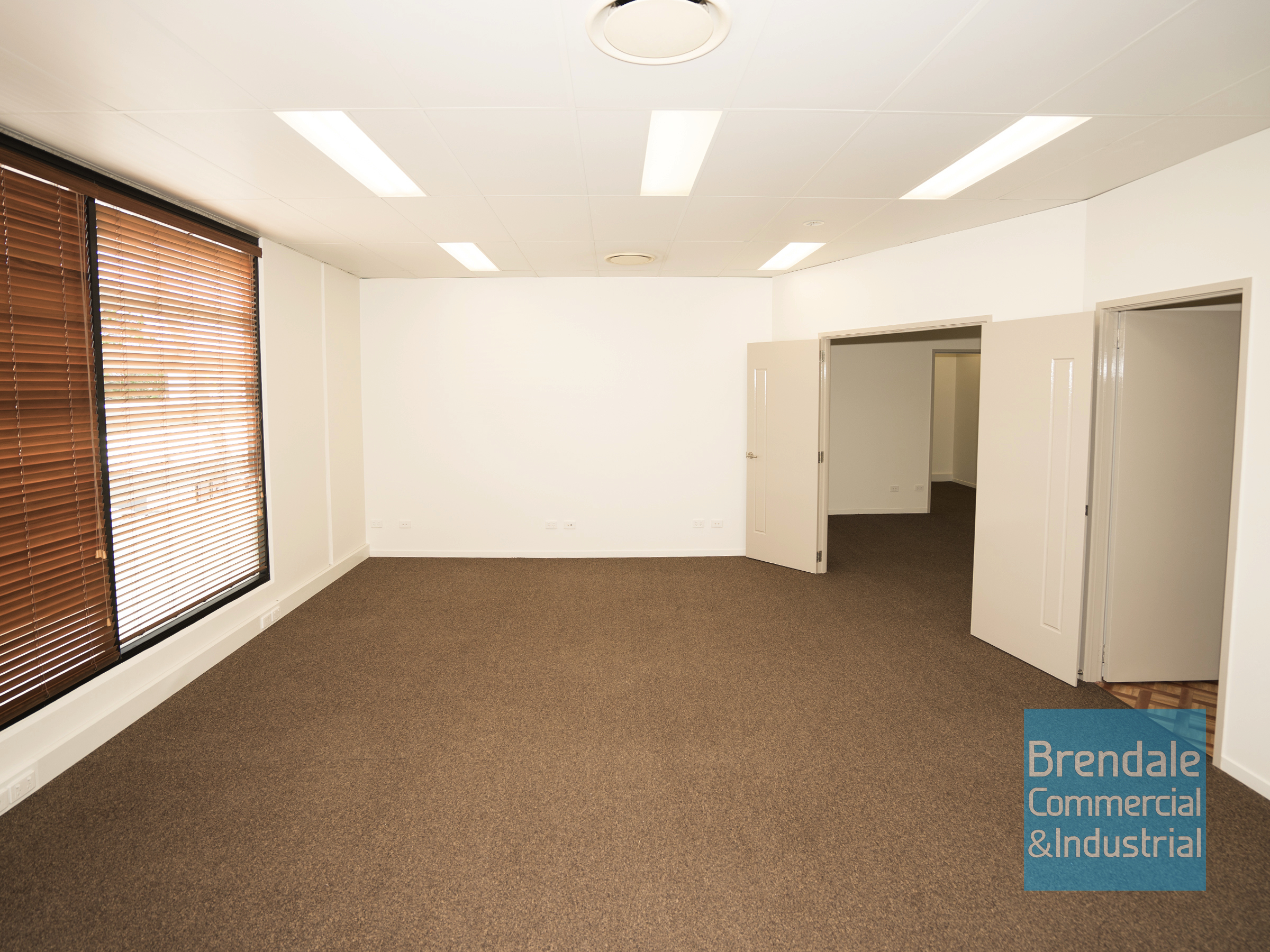 Brendale Commercial & Industrial 117m2 MODERN OFFICE SUITE