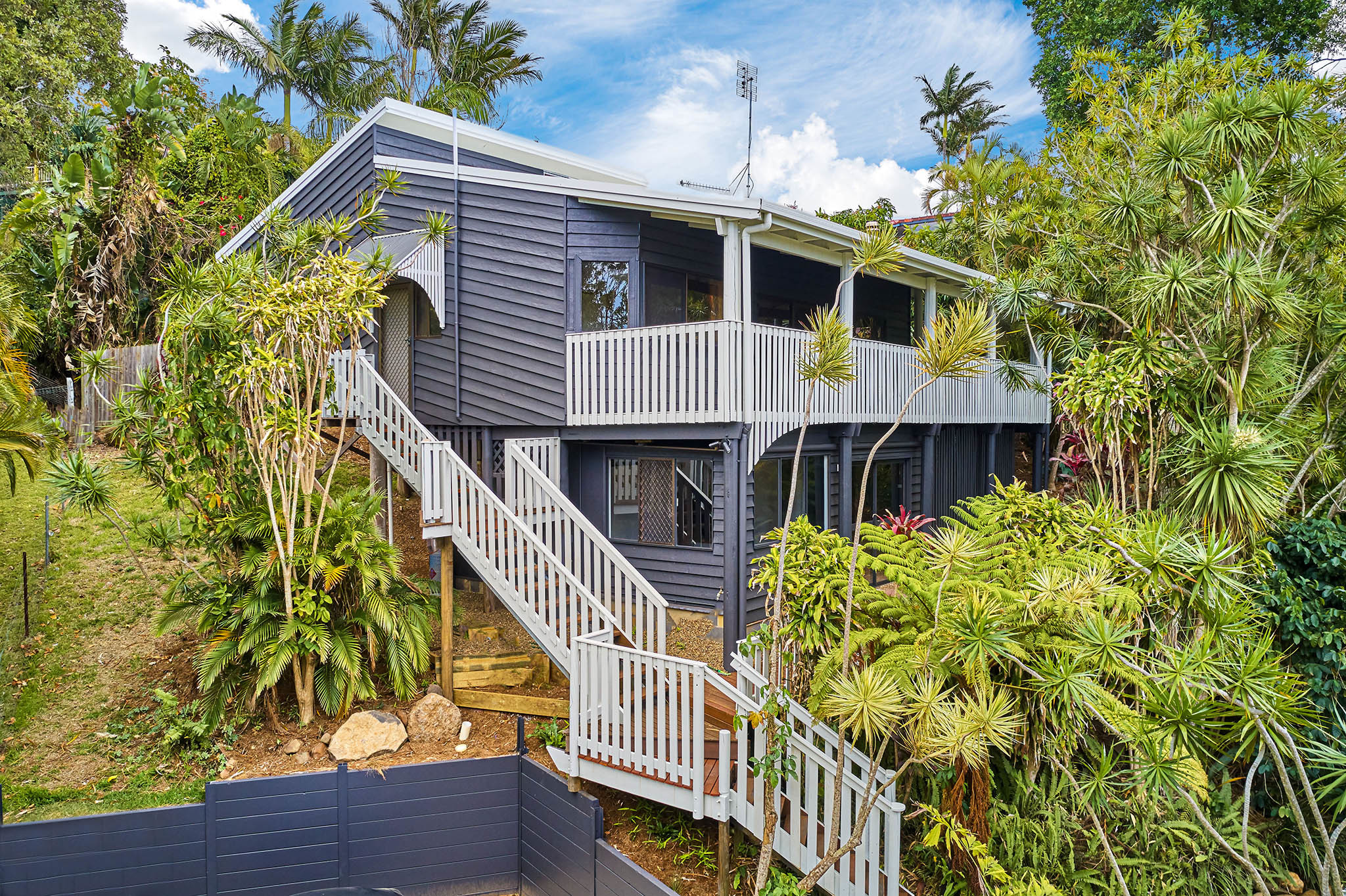 6A Burra Burra Close, Ocean Shores NSW 2483