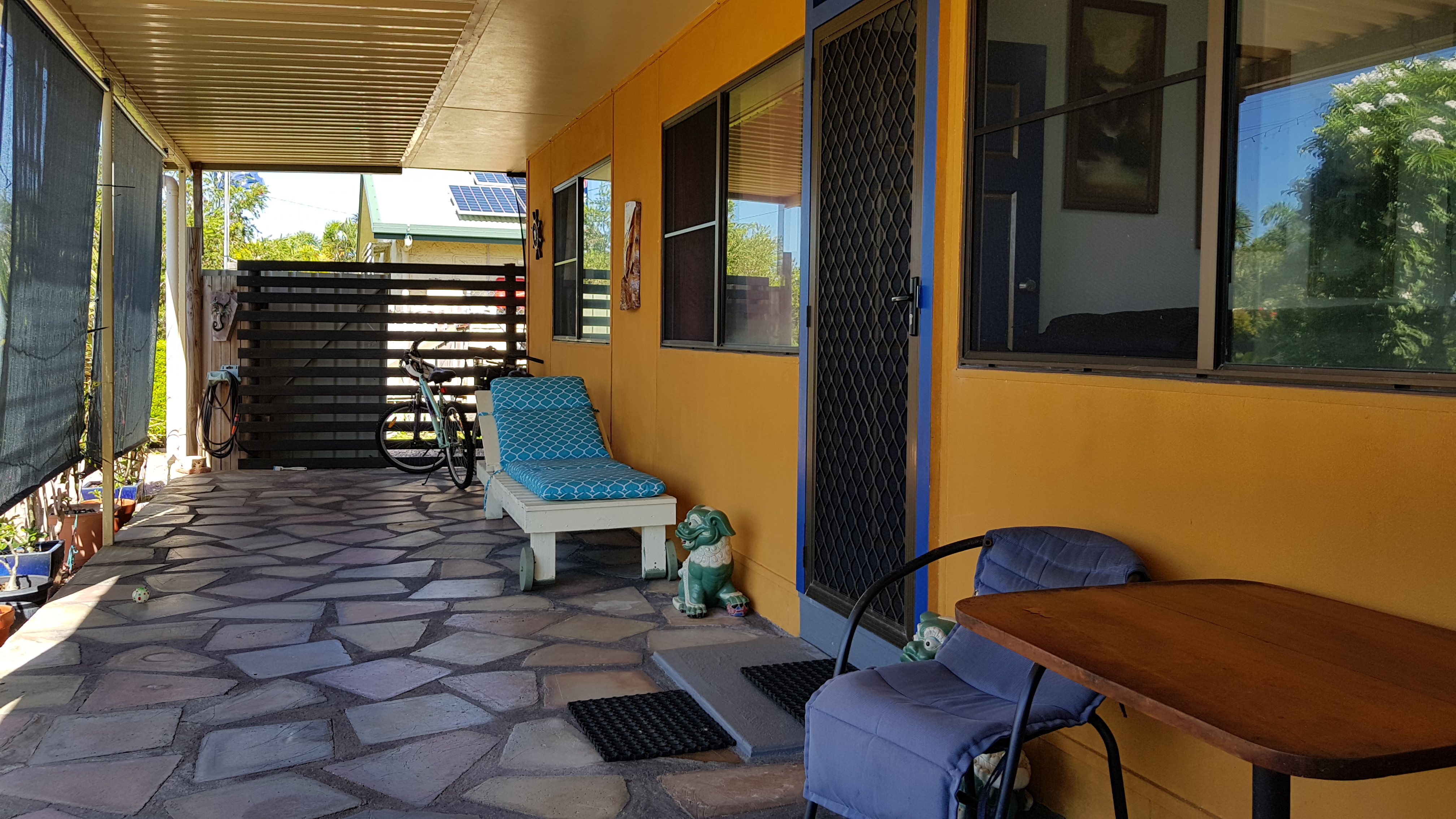 Cardwell & District Real Estate Spacious affordable 2b/r family home