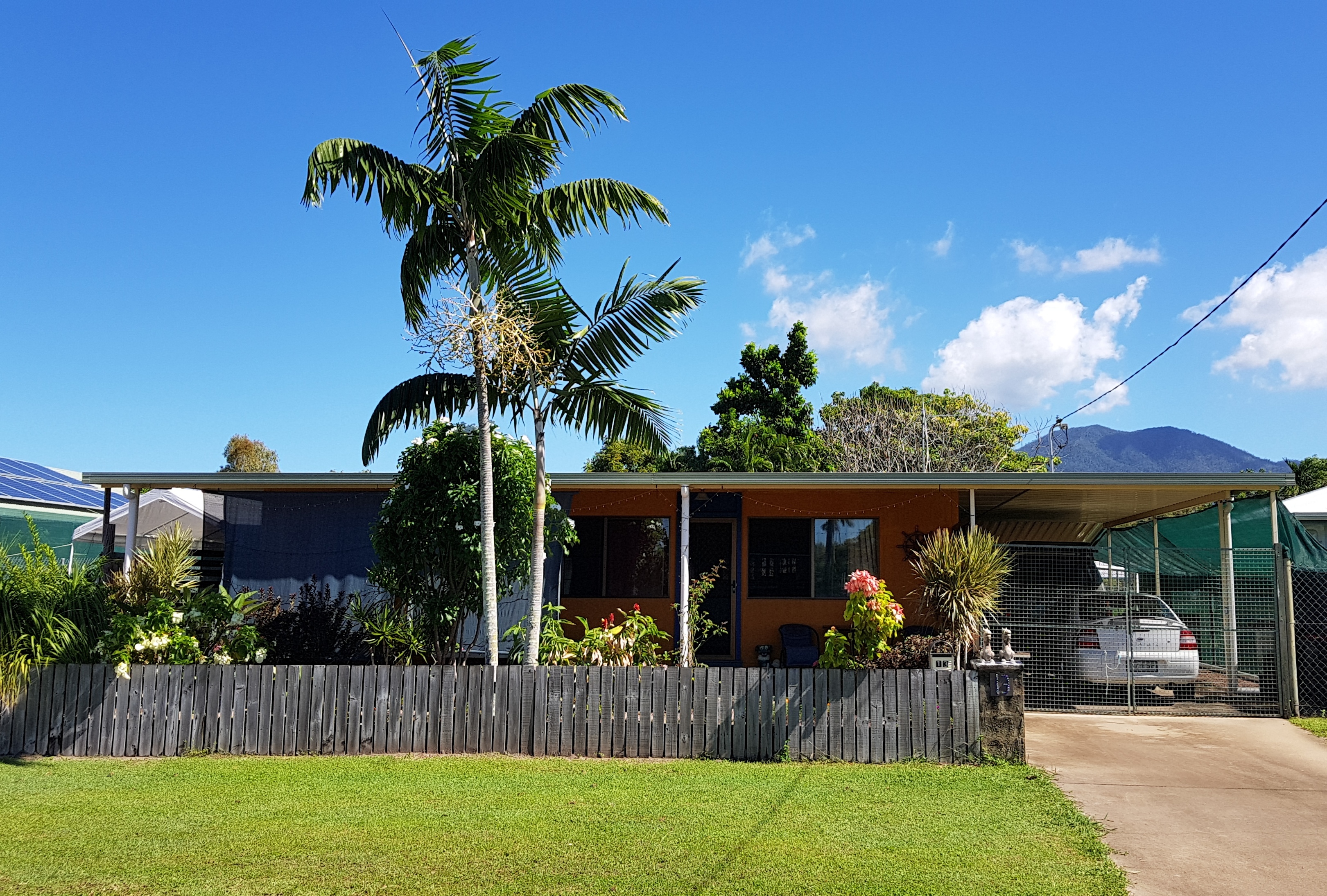 Cardwell & District Real Estate Spacious affordable 2b/r family home