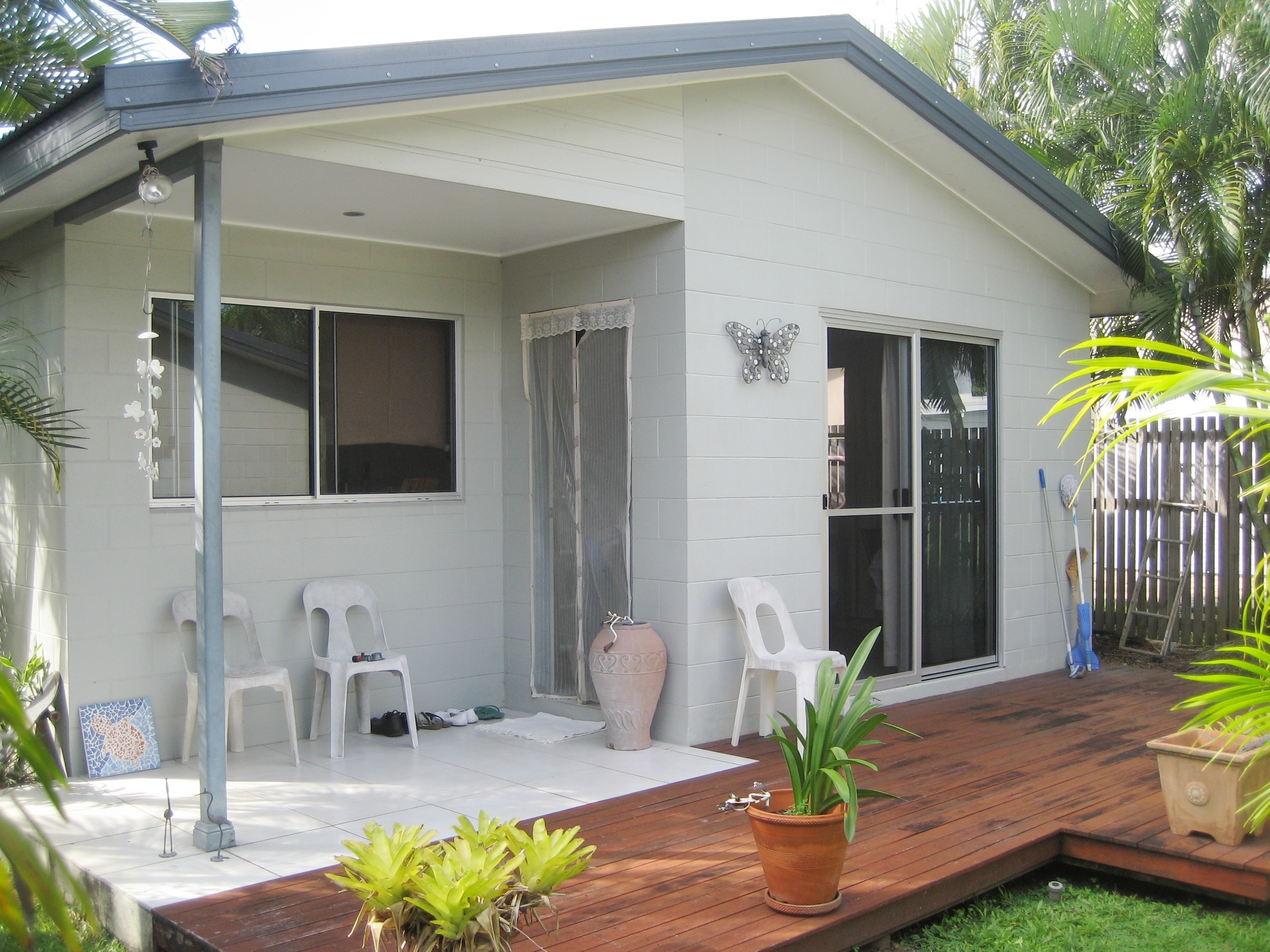 Unit 4, 13 Toohey St, Cardwell QLD 4849