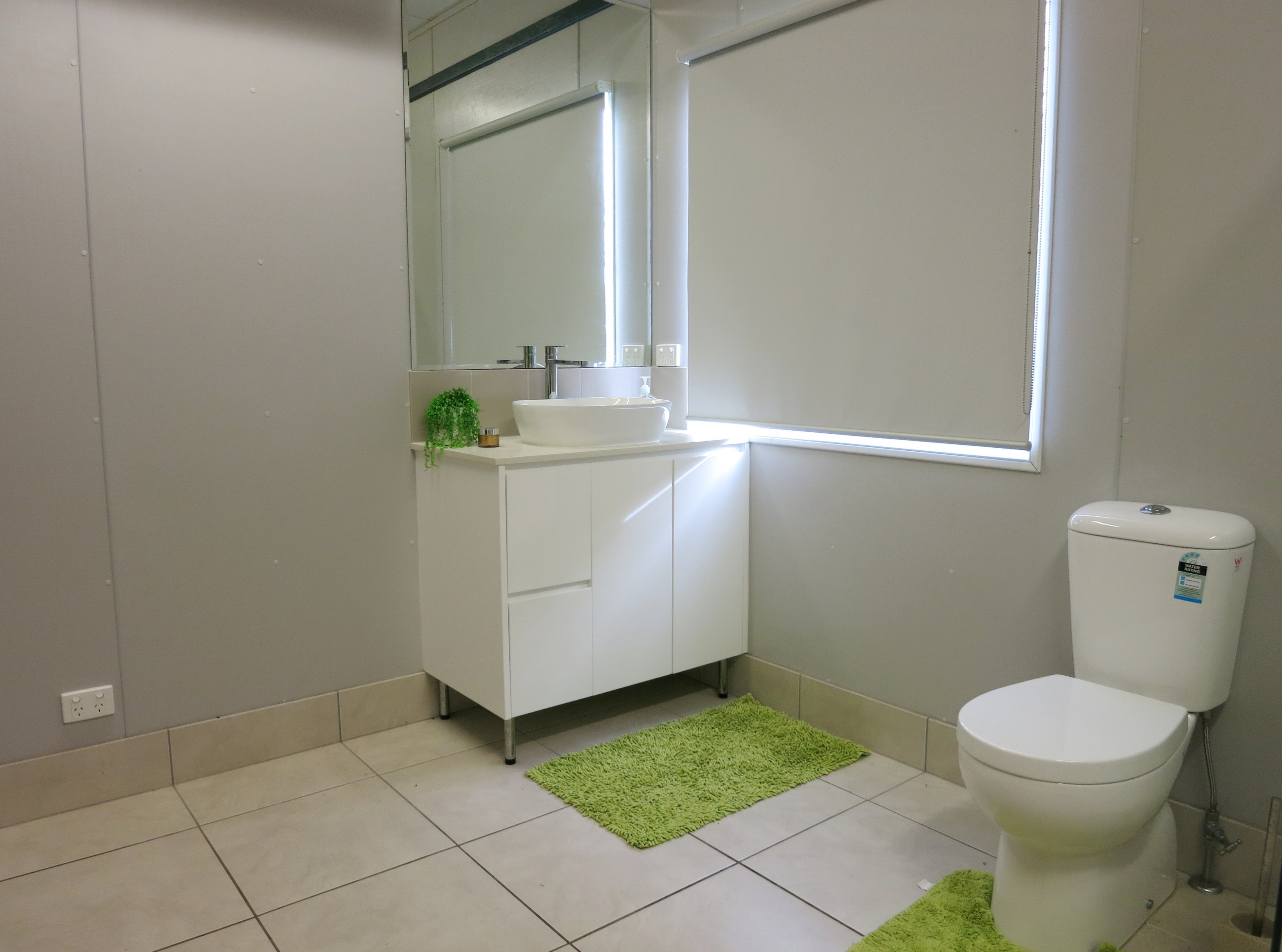 Cardwell & District Real Estate Beachside one bedroom weekender