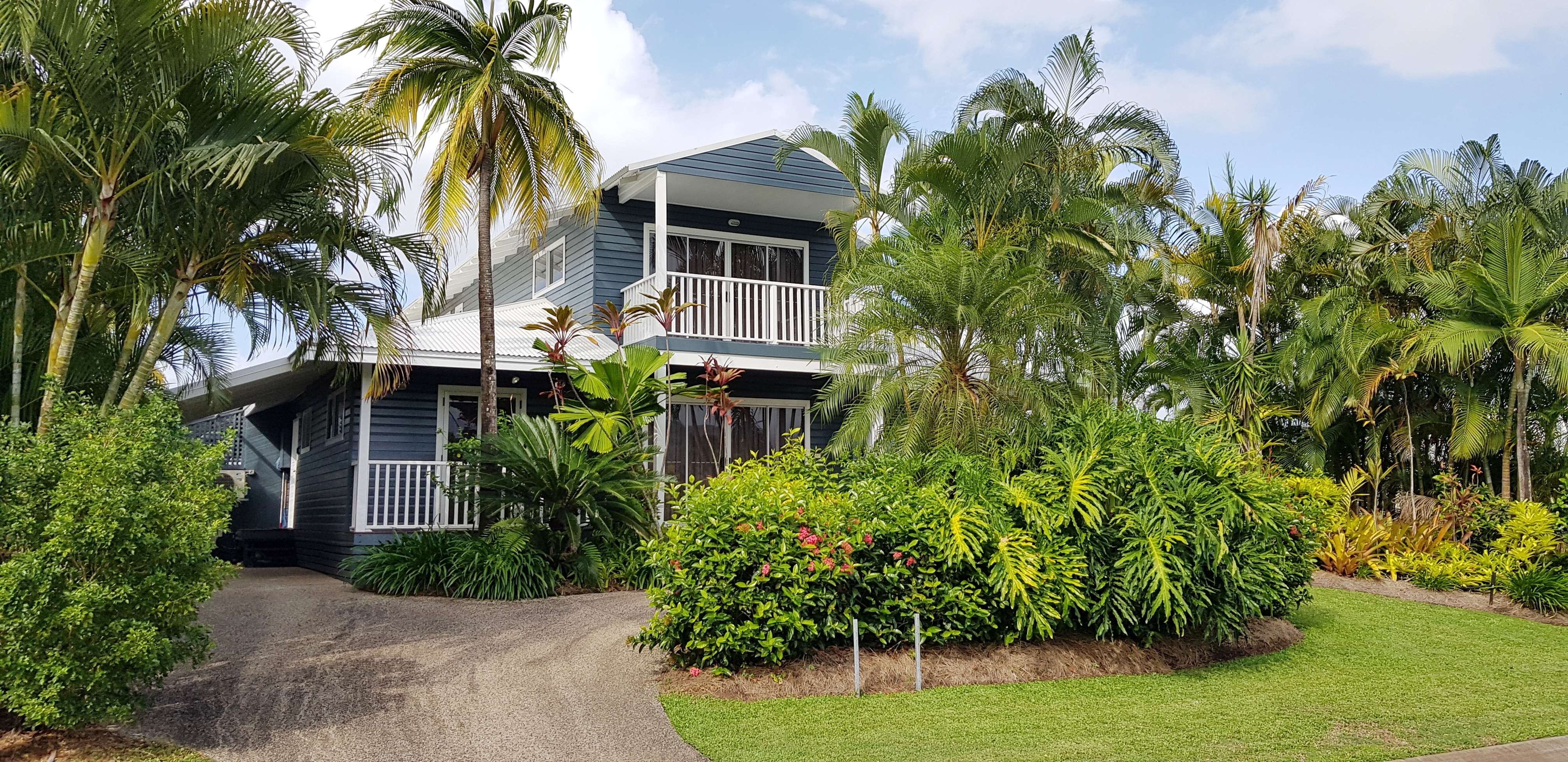 11 Cassia Cres, Cardwell QLD 4849