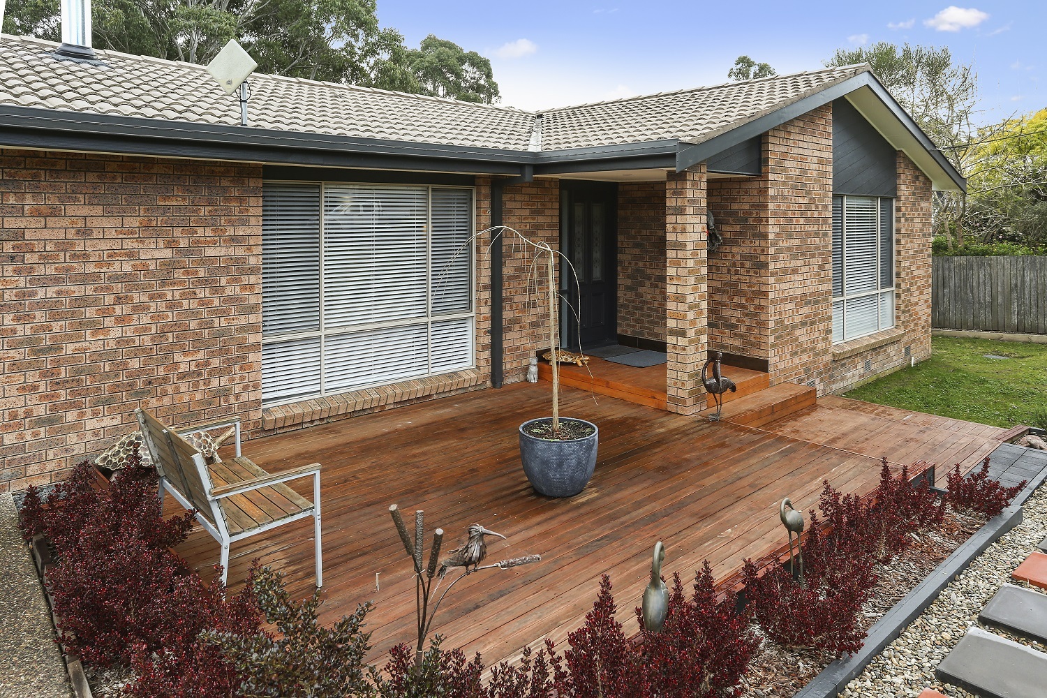 Chris Wilson Real Estate FROM WOLUMLA WITH LOVE