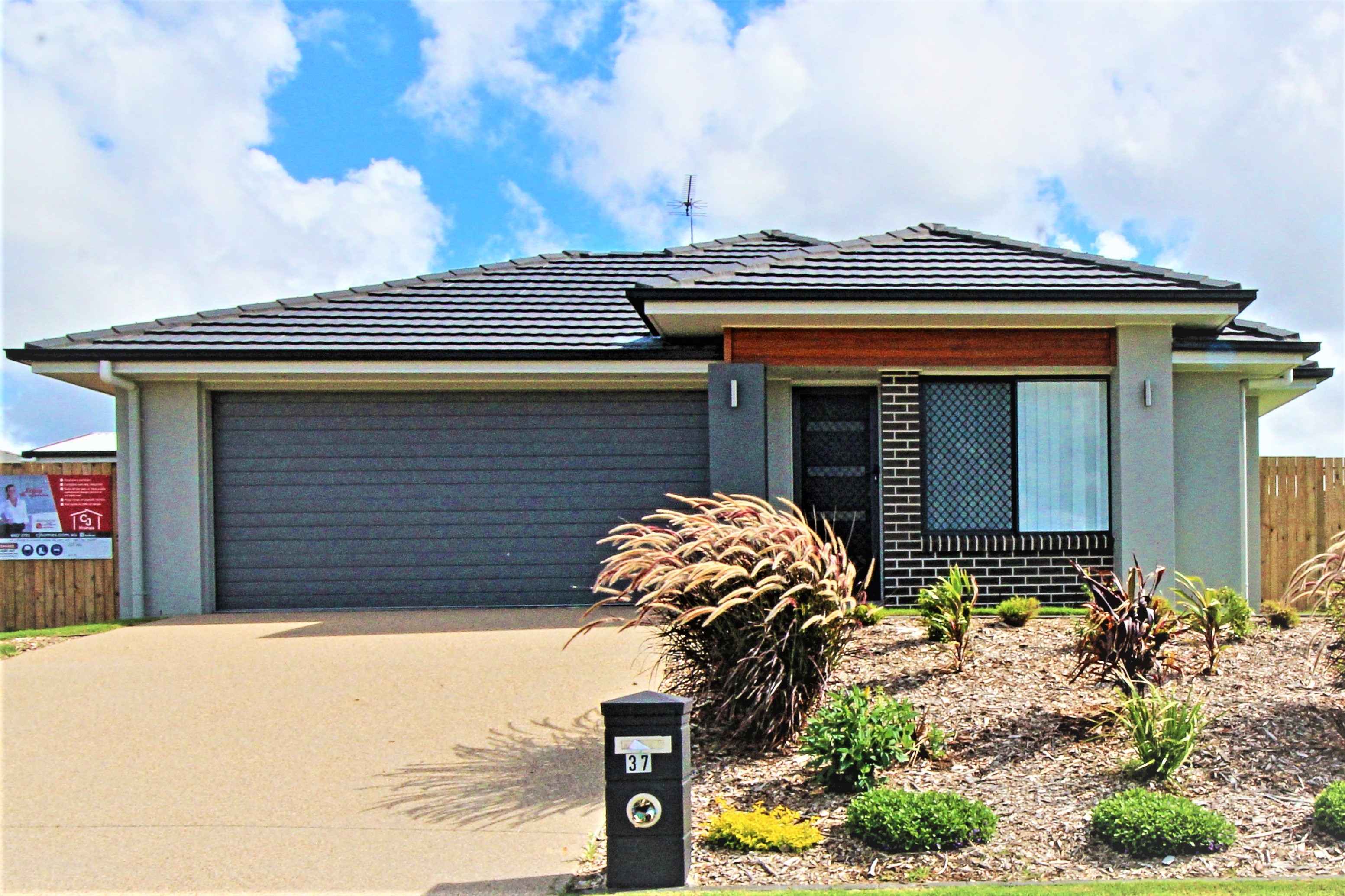 CJ Homes Discover Incredible Value at Paramount Crest