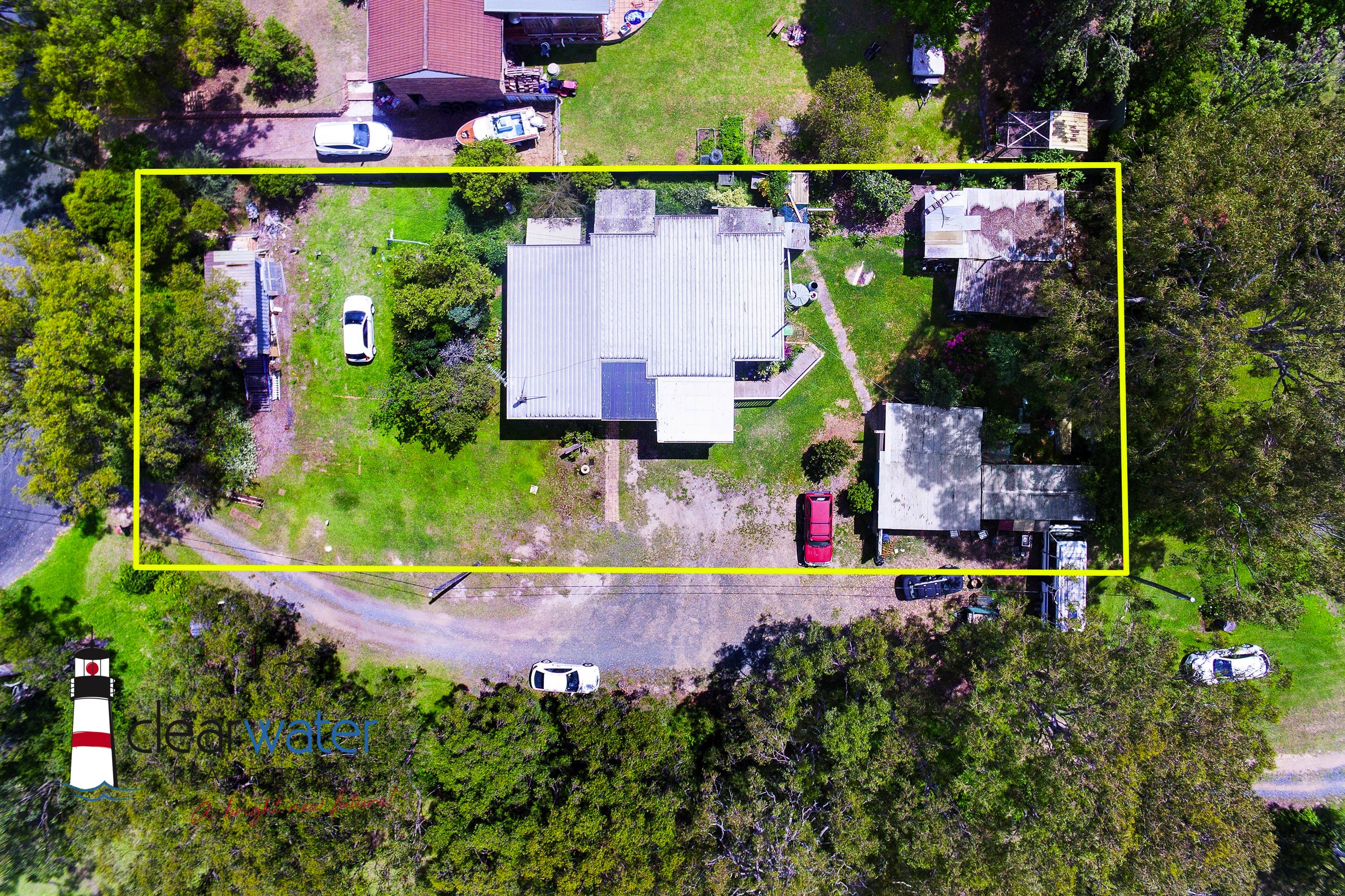 Clearwater Real Estate Home Large Block Privacy Moruya