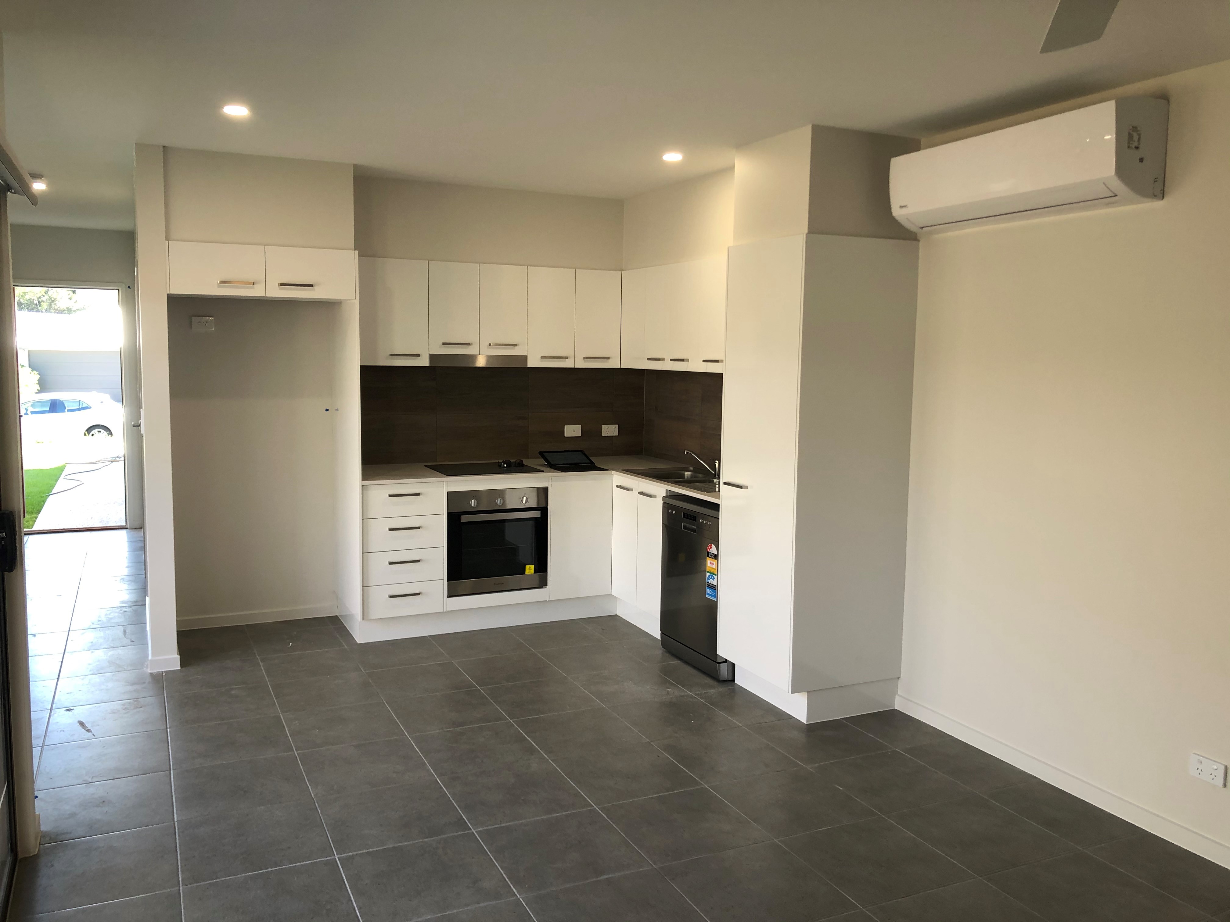 CHARMING 2 BEDROOM DUPLEX IN NAMBOUR! Code Property Group Our
