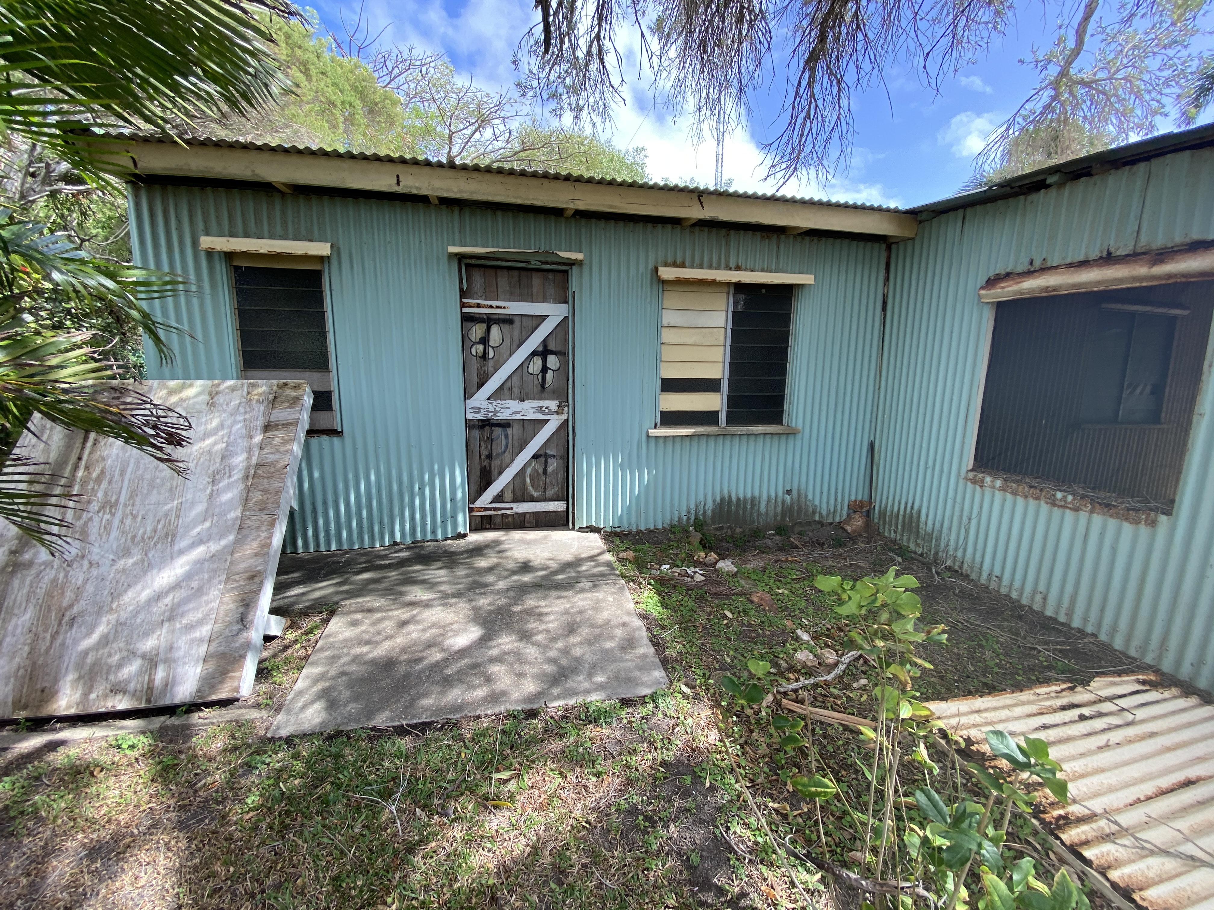 Historical, 100 year old Cooktown family home Cooktown Platinum Realty
