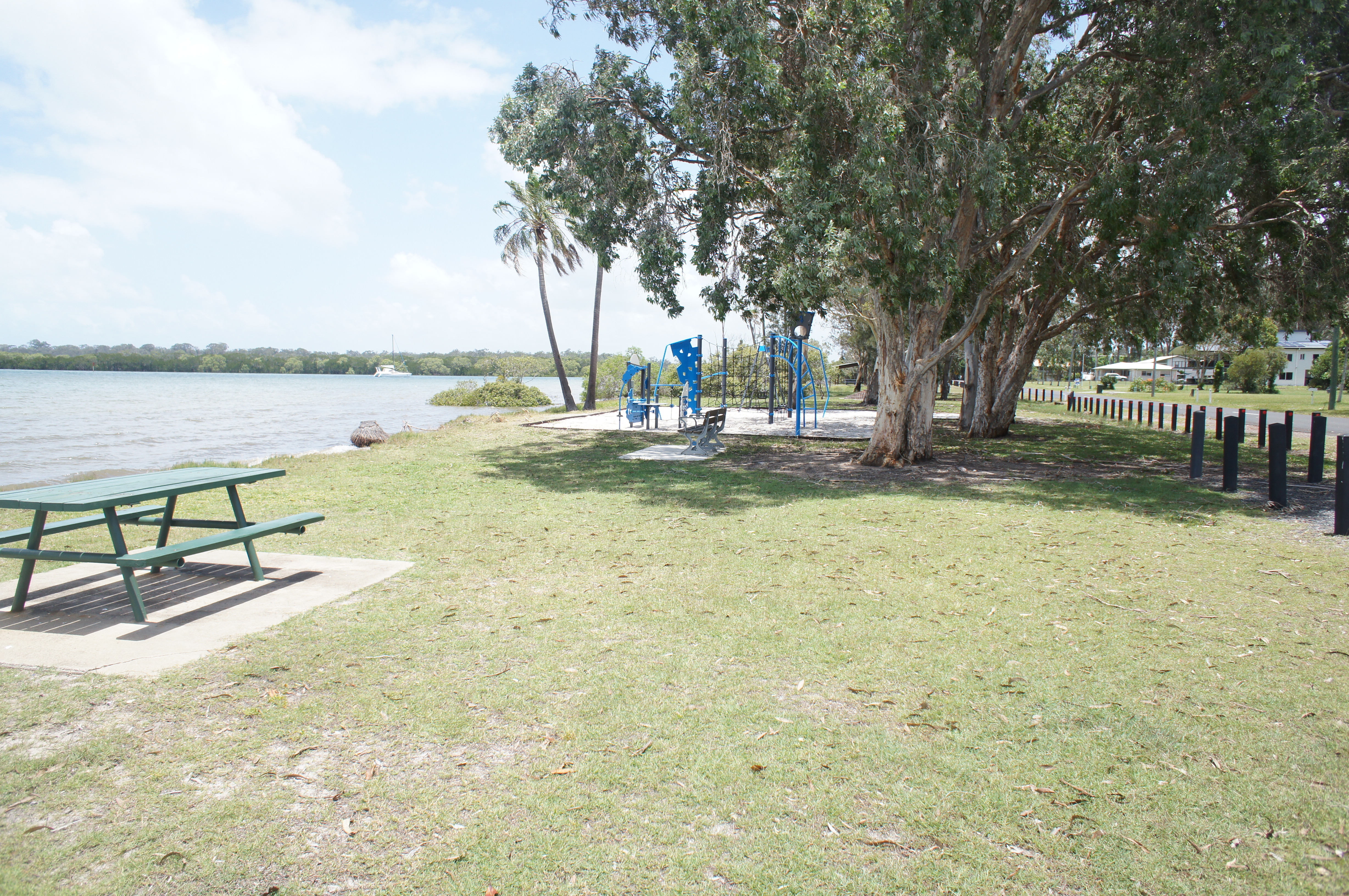 Cooloola Coast Realty LAND ON THE GREAT SANDY STRAITS